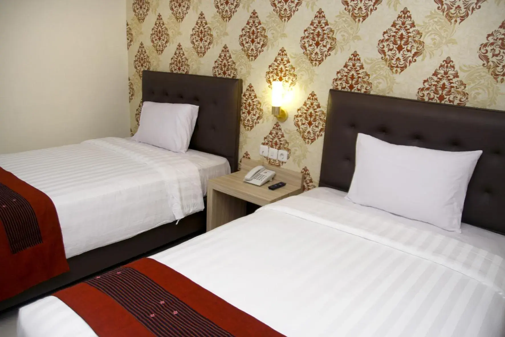 Hersya Front One Inn Surabaya Hersya Front One Inn Surabaya