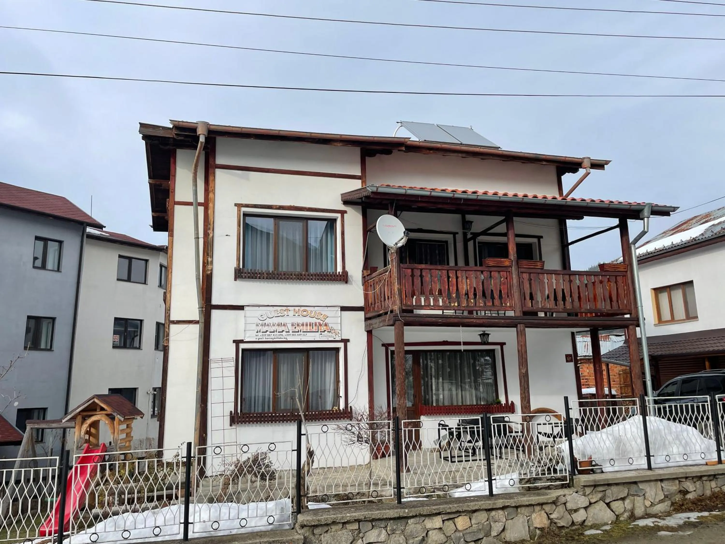 Mama Emiliya Guest House