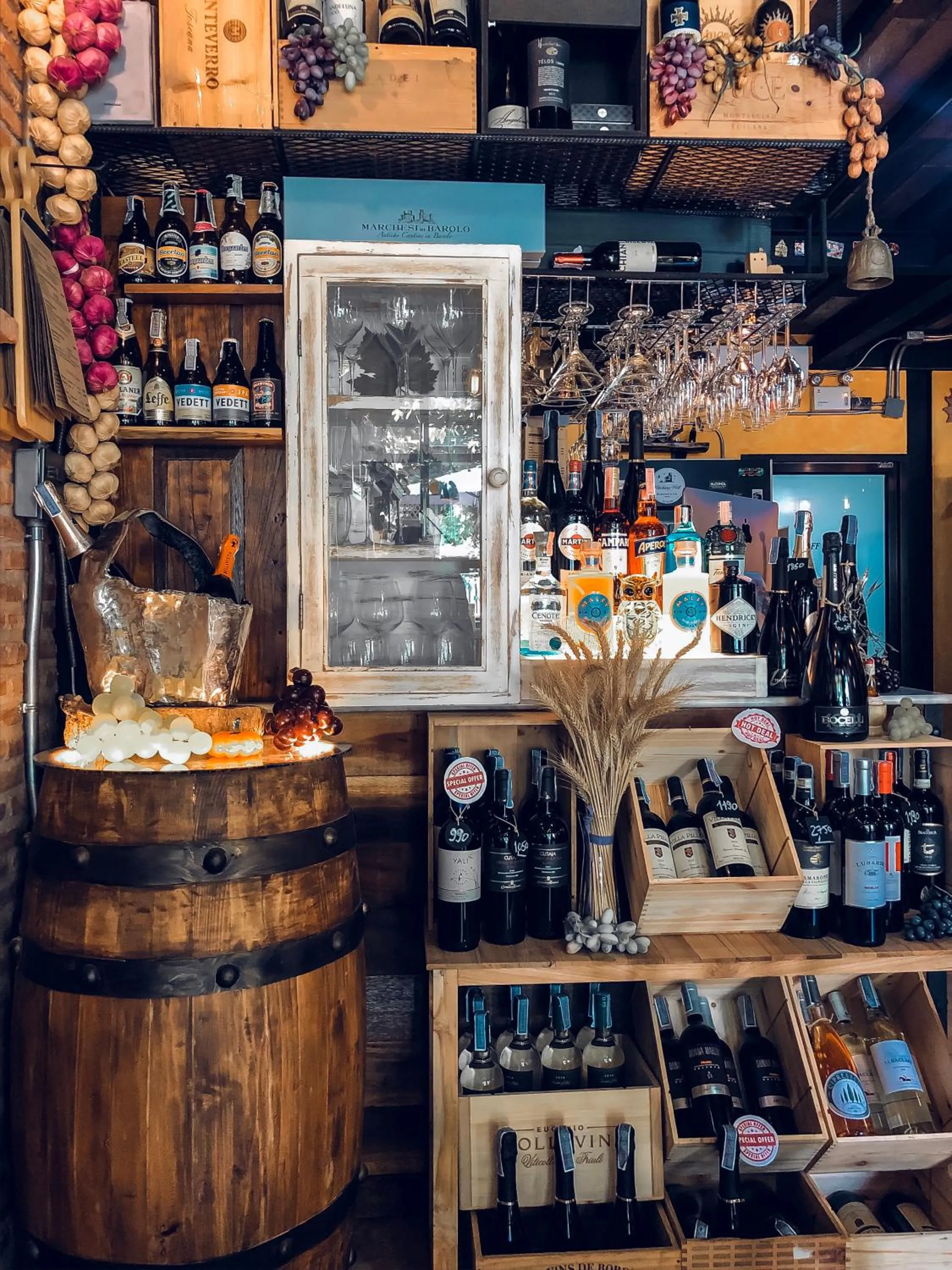 On-site shops in Otium Boutique Room