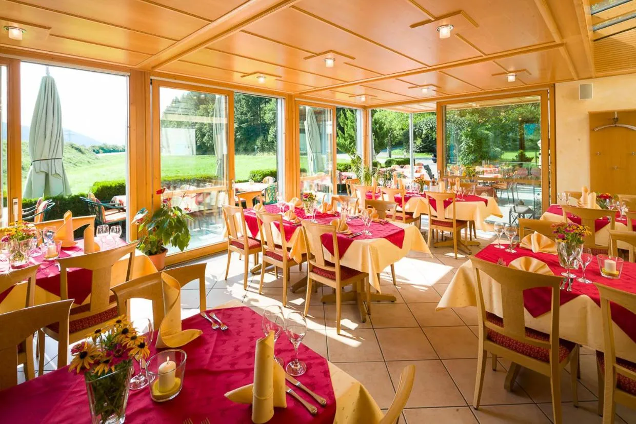 Restaurant/places to eat in Landgasthof Kinzigstrand