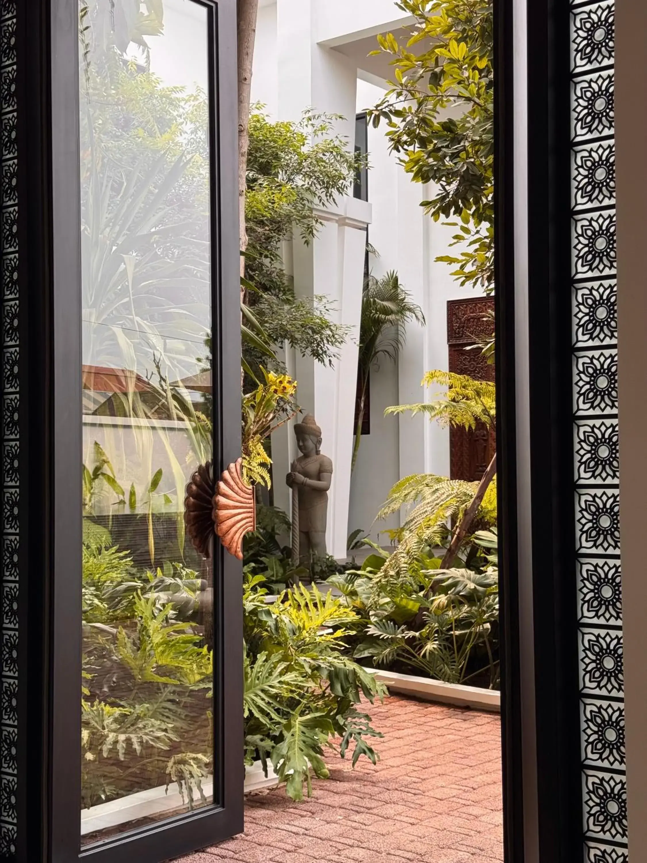 Property building in Shintana Saya Residence Property building in Shintana Saya Residence