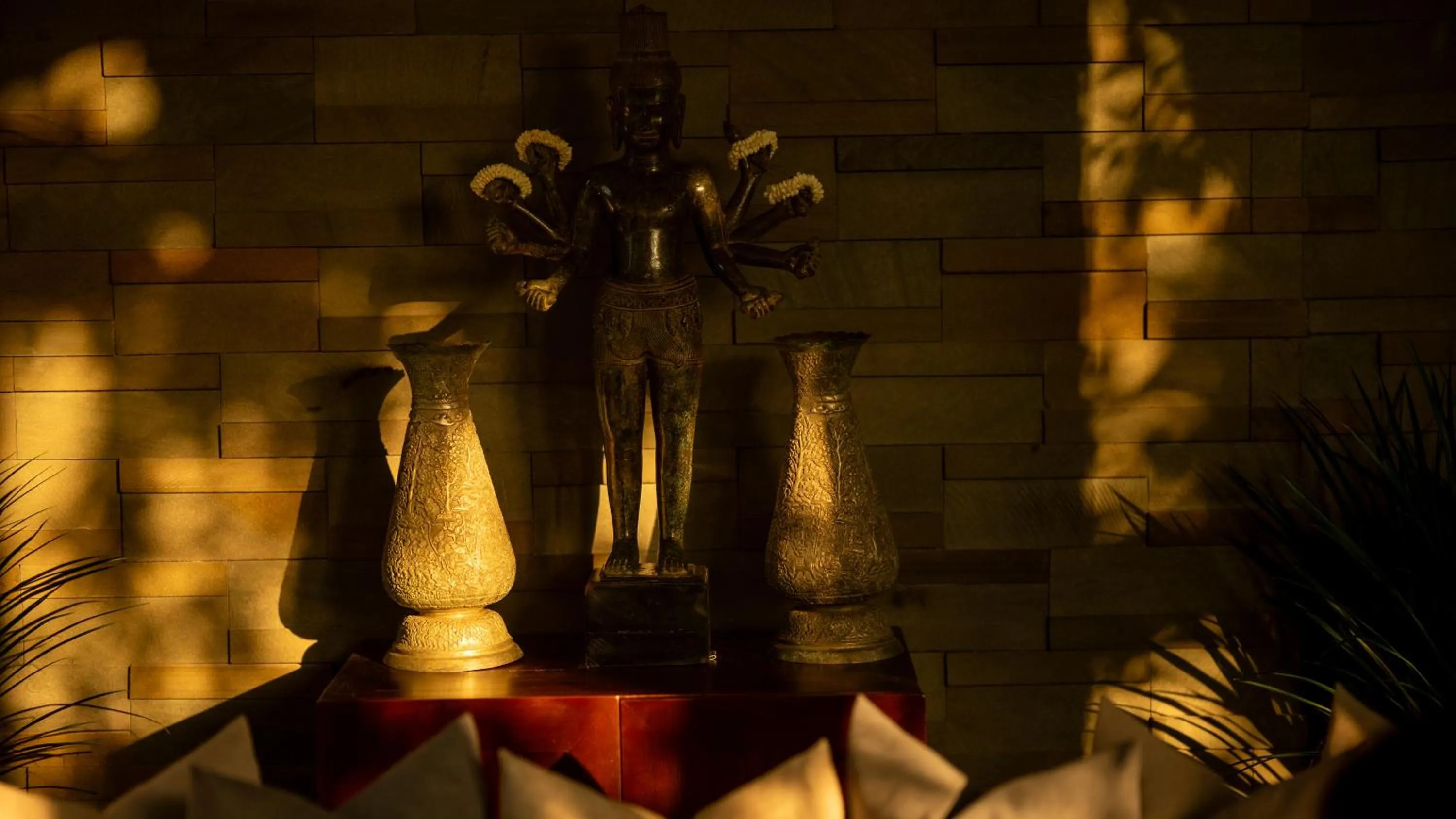 Decorative detail in Shintana Saya Residence