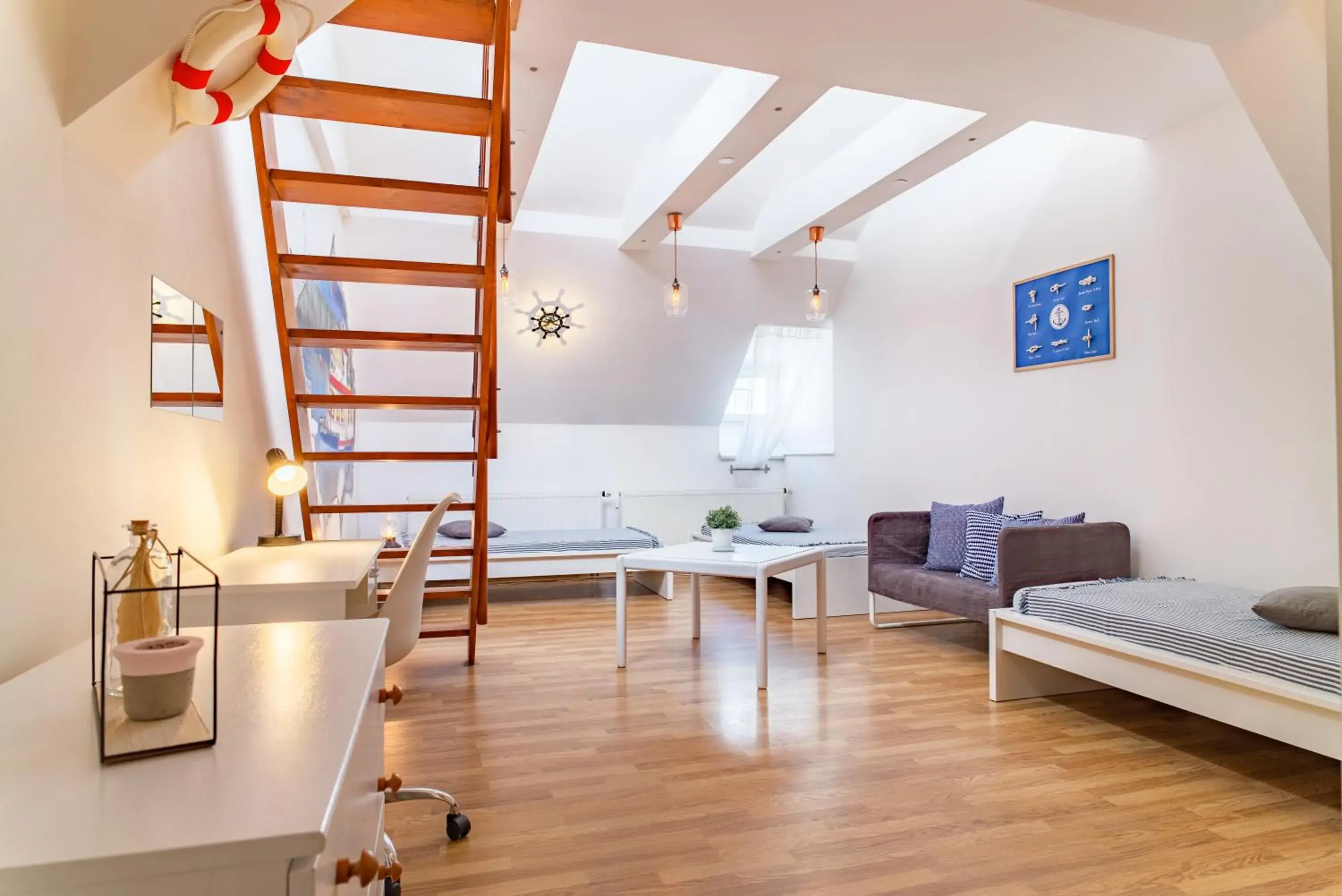 Family Room with Shared Bathroom - single occupancy in Internesto Brno Family Room with Shared Bathroom - single occupancy in Internesto Brno