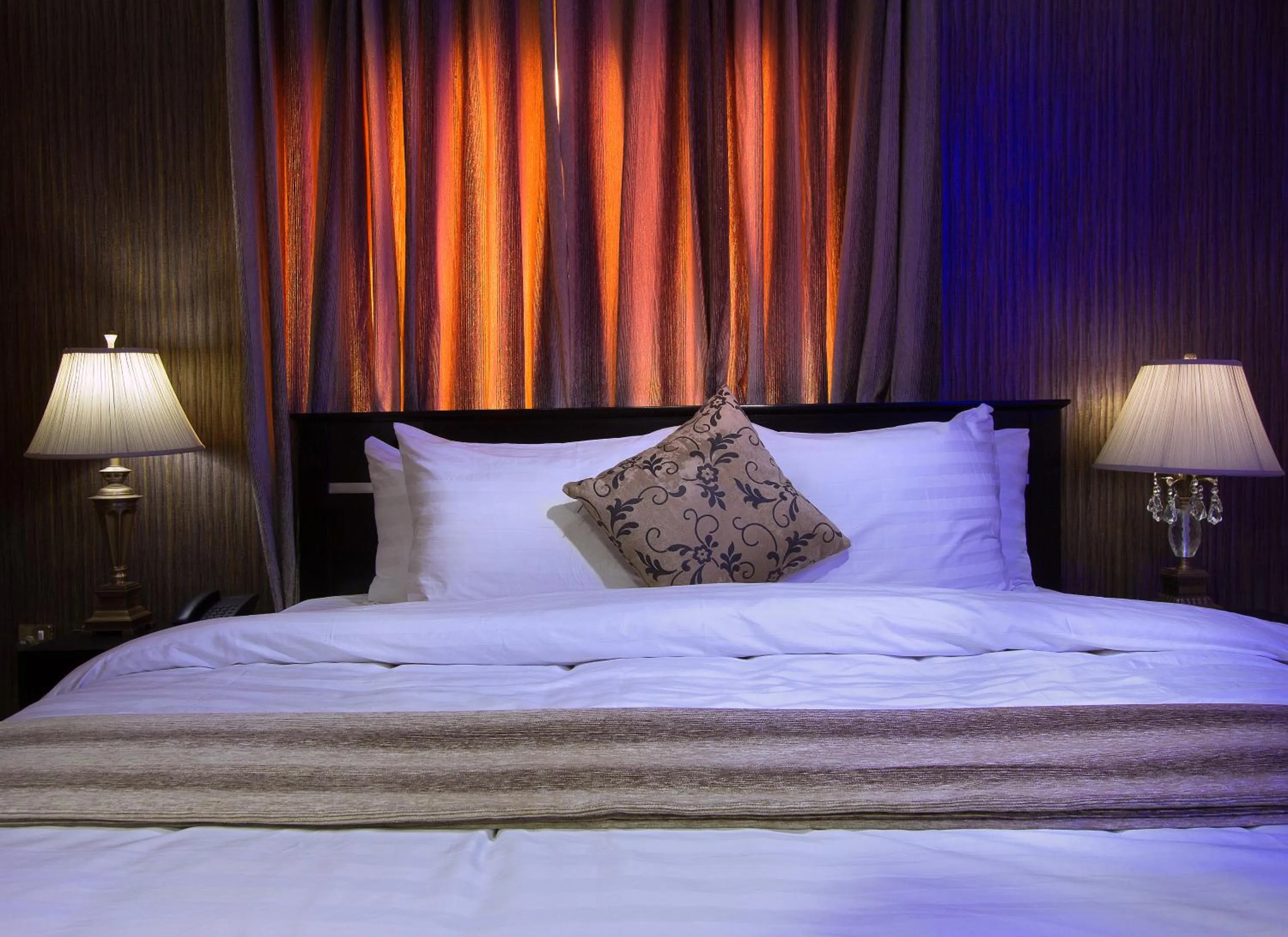 Bed in Valley Front View Hotel