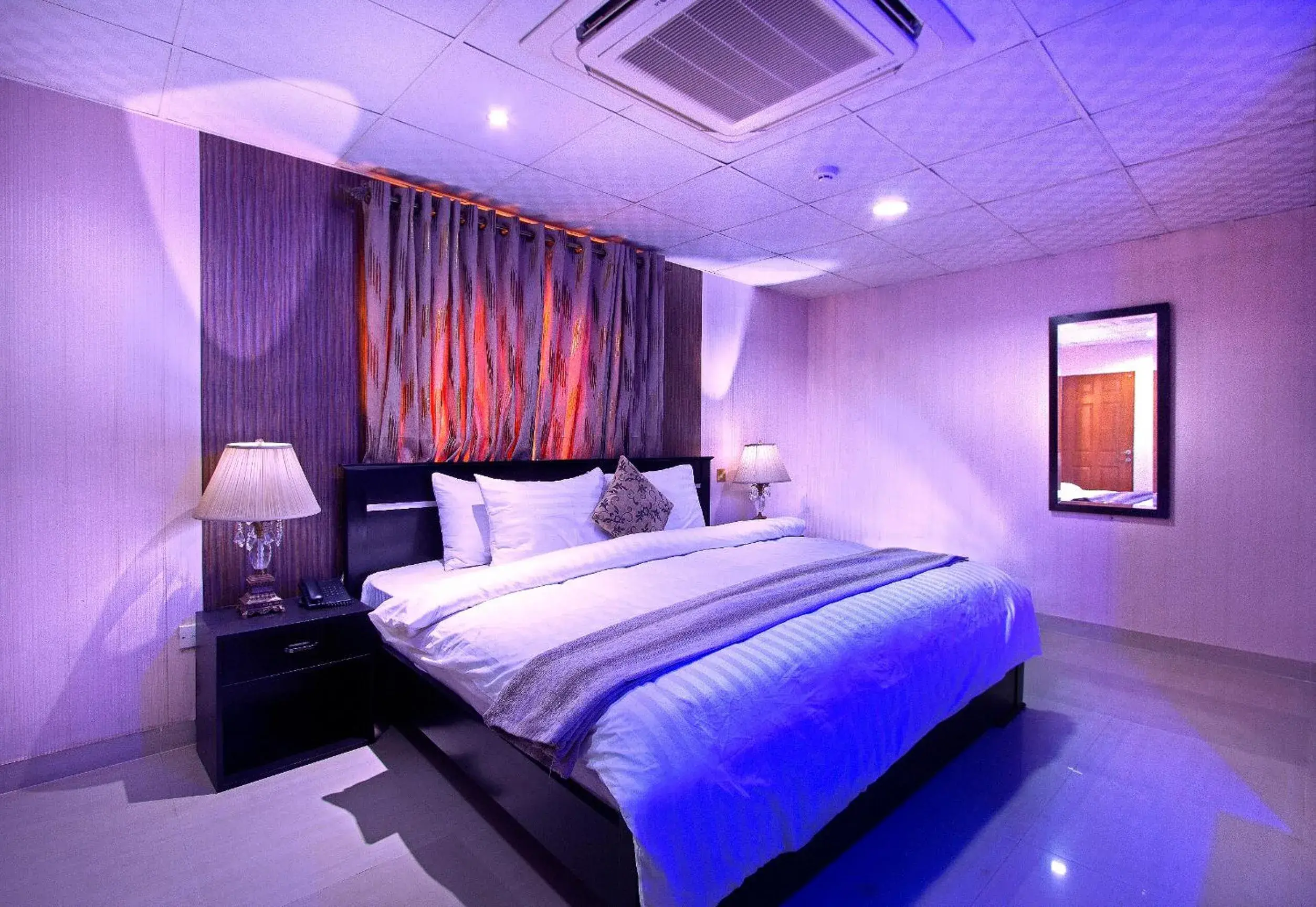 Superior Suite in Valley Front View Hotel Superior Suite in Valley Front View Hotel