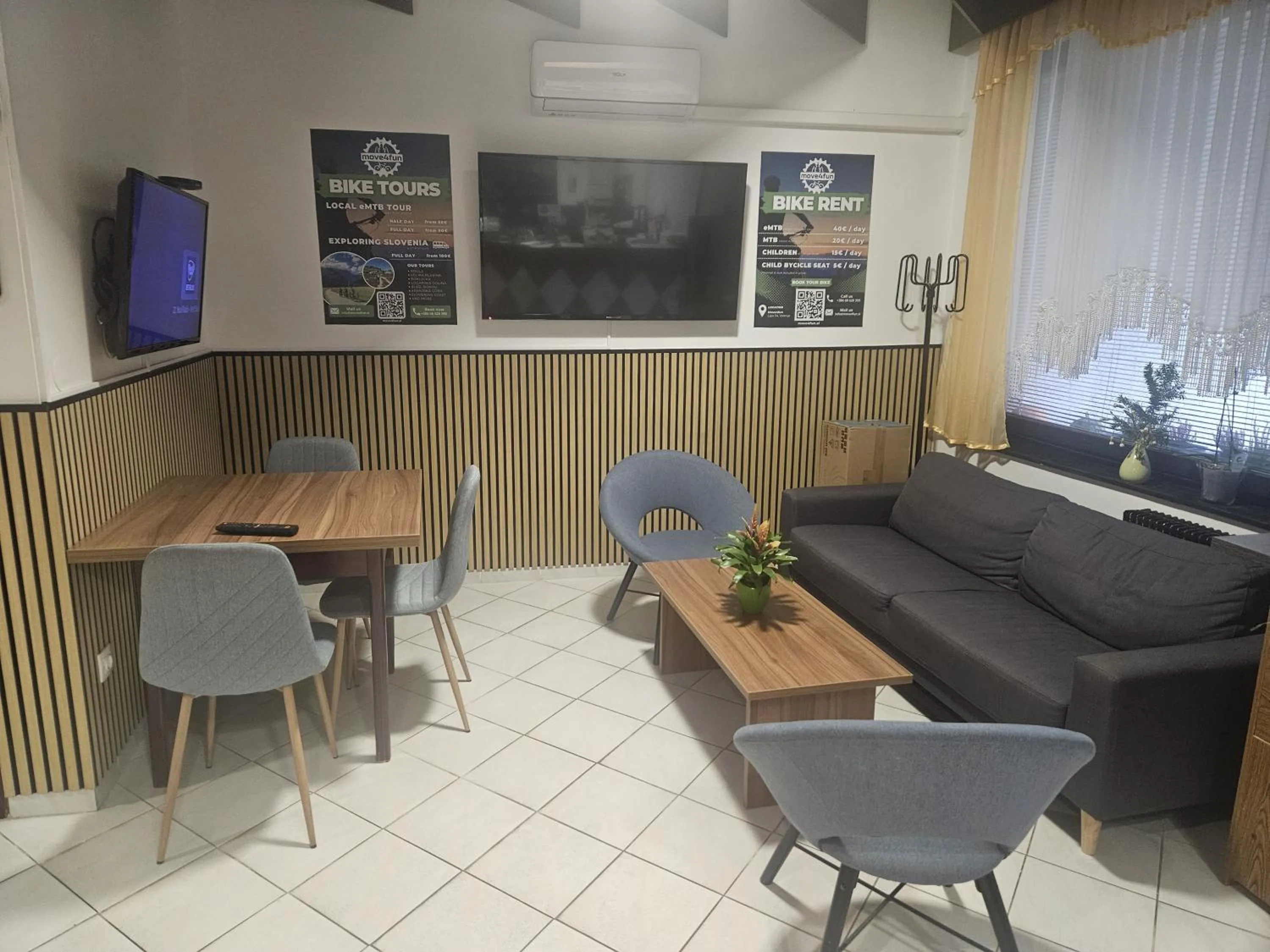 Single Room in Prenočišča Mraz
