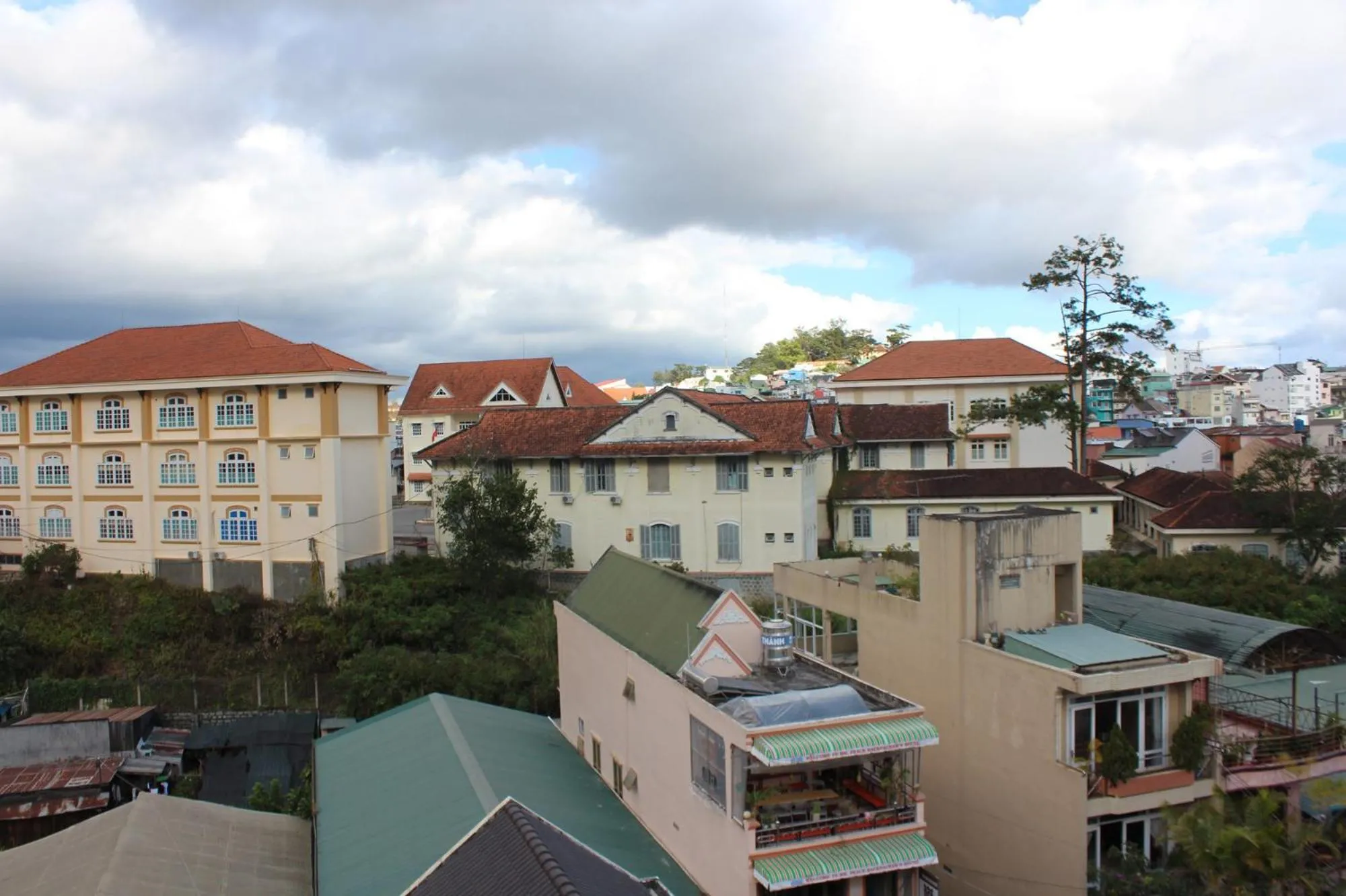 Balcony/Terrace in Lavender Tim