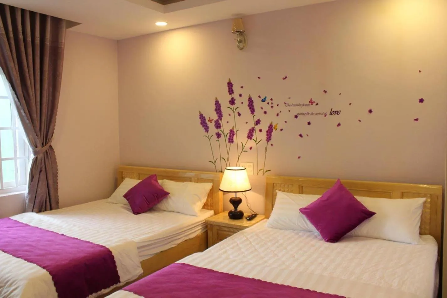 Bed in Lavender Tim