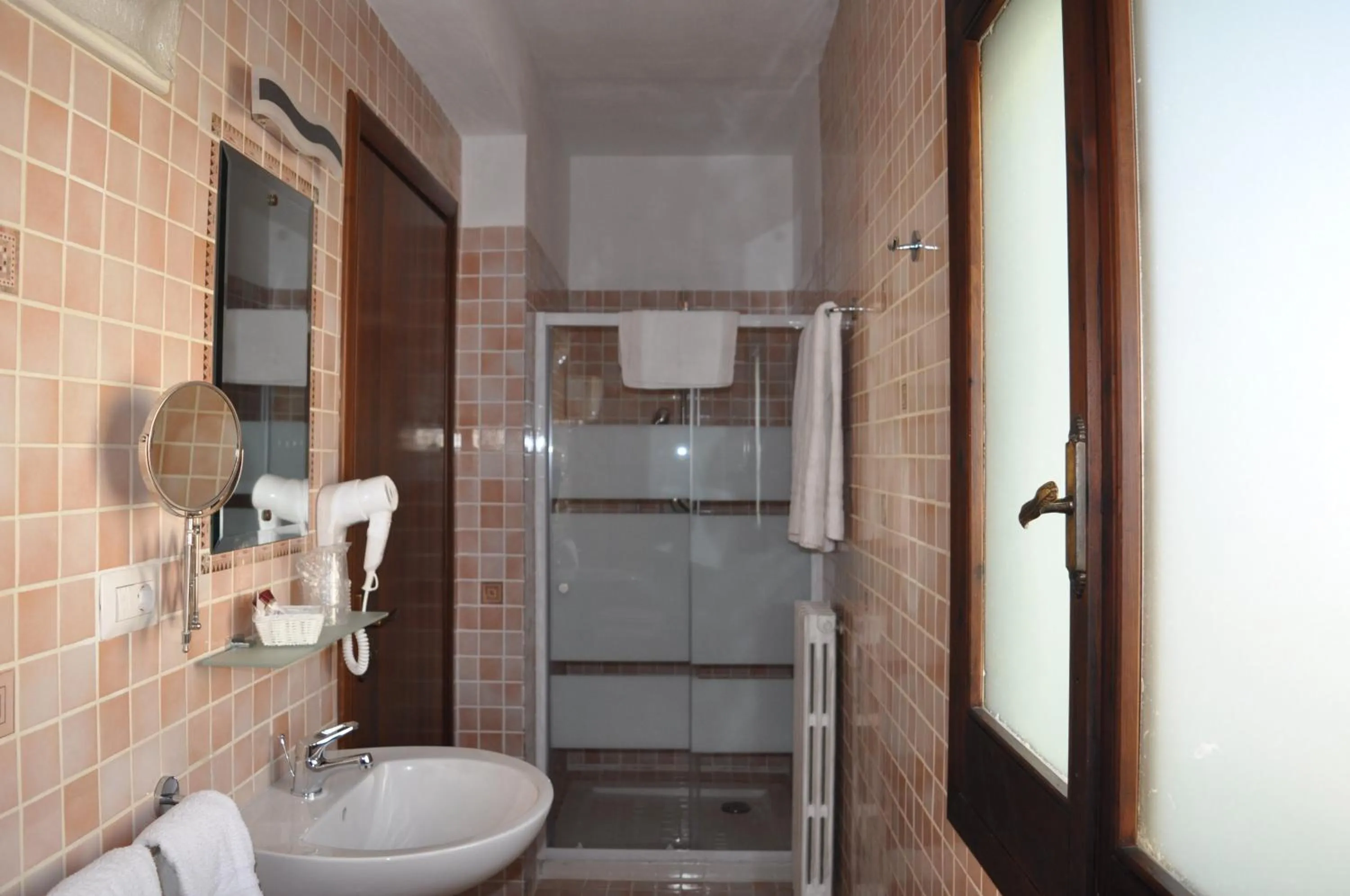 Shower in Il Palombaro