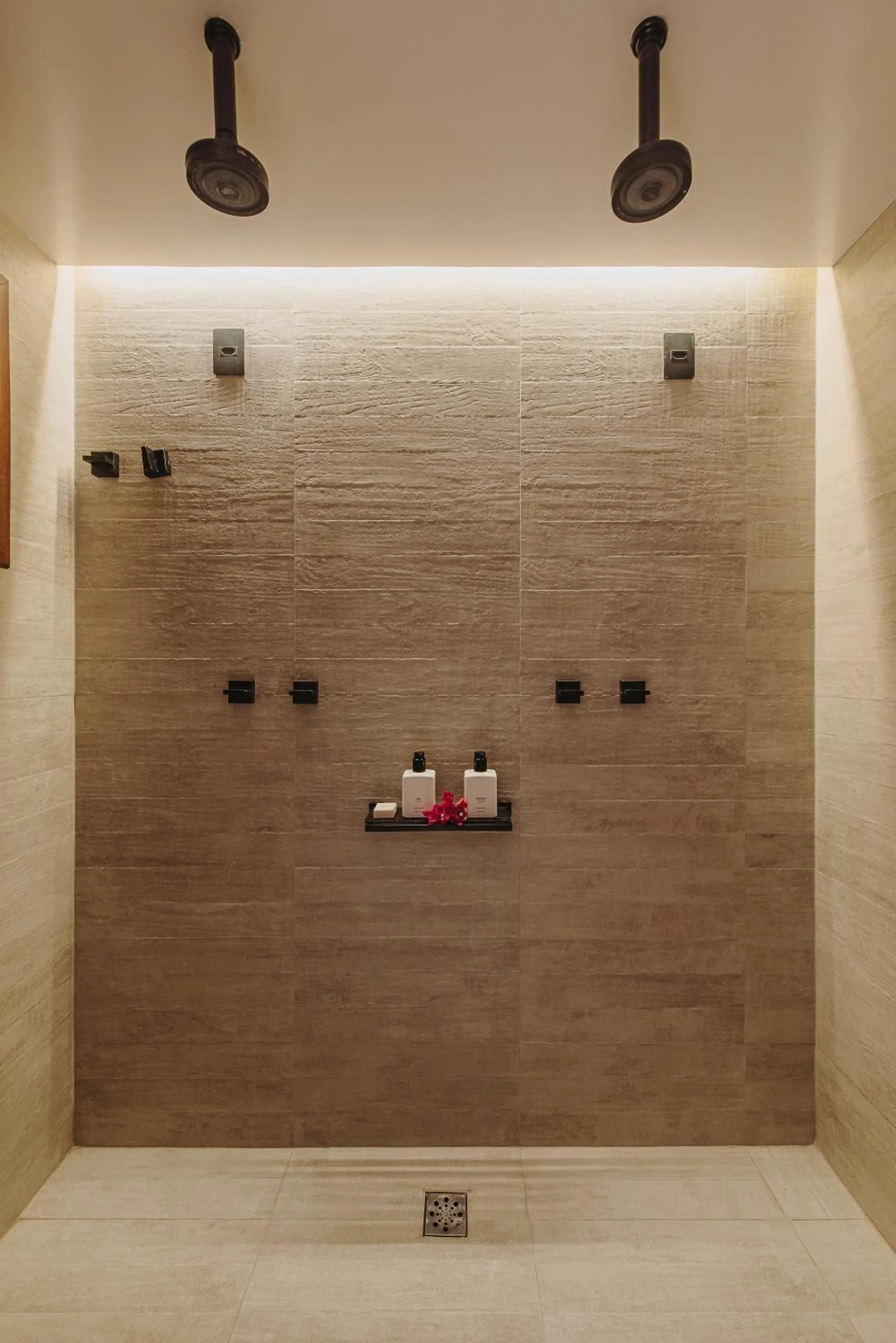 Bathroom in Pousada Maria Bonita Noronha