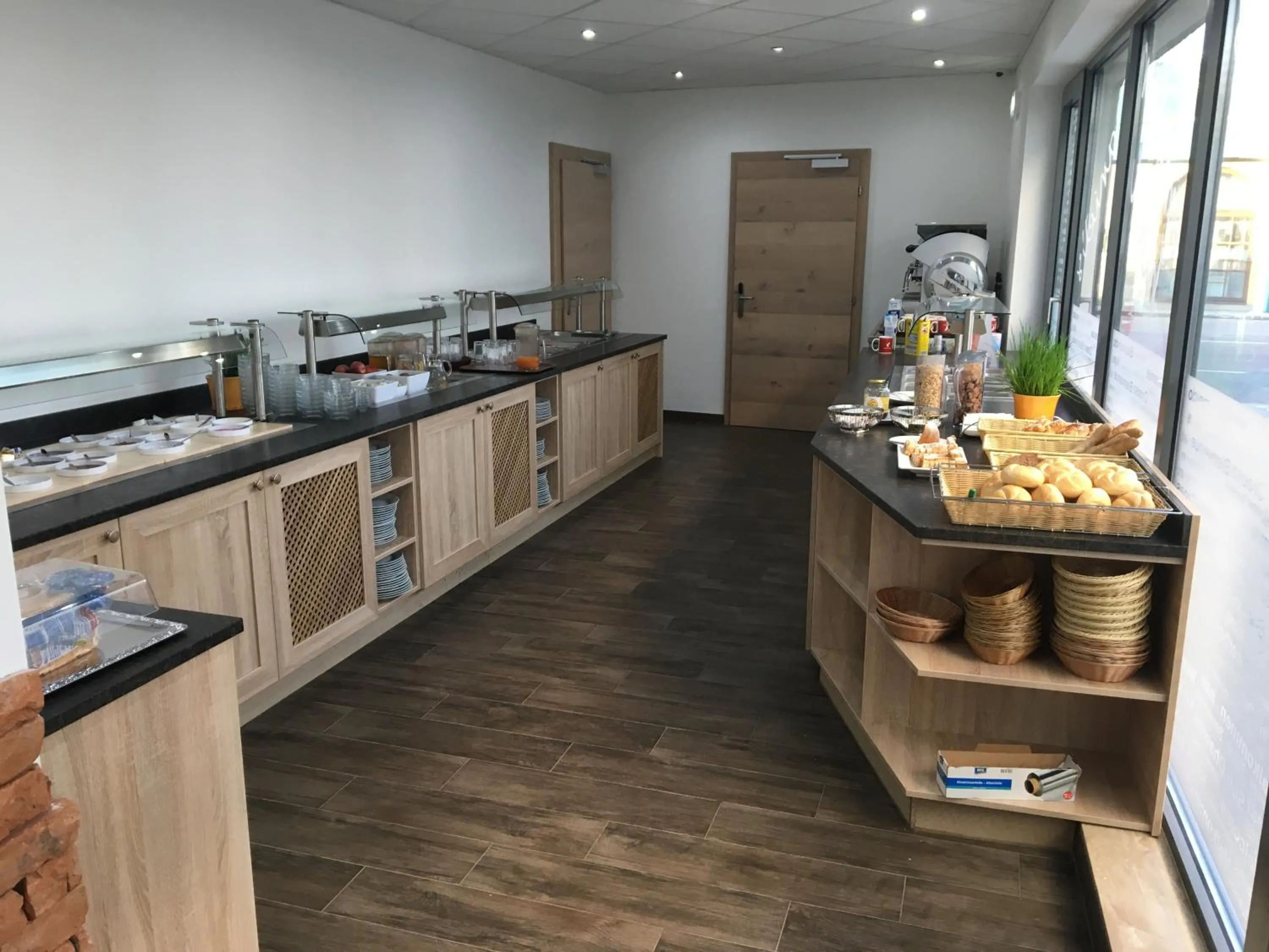 Continental breakfast in Seminarhotel Daniels