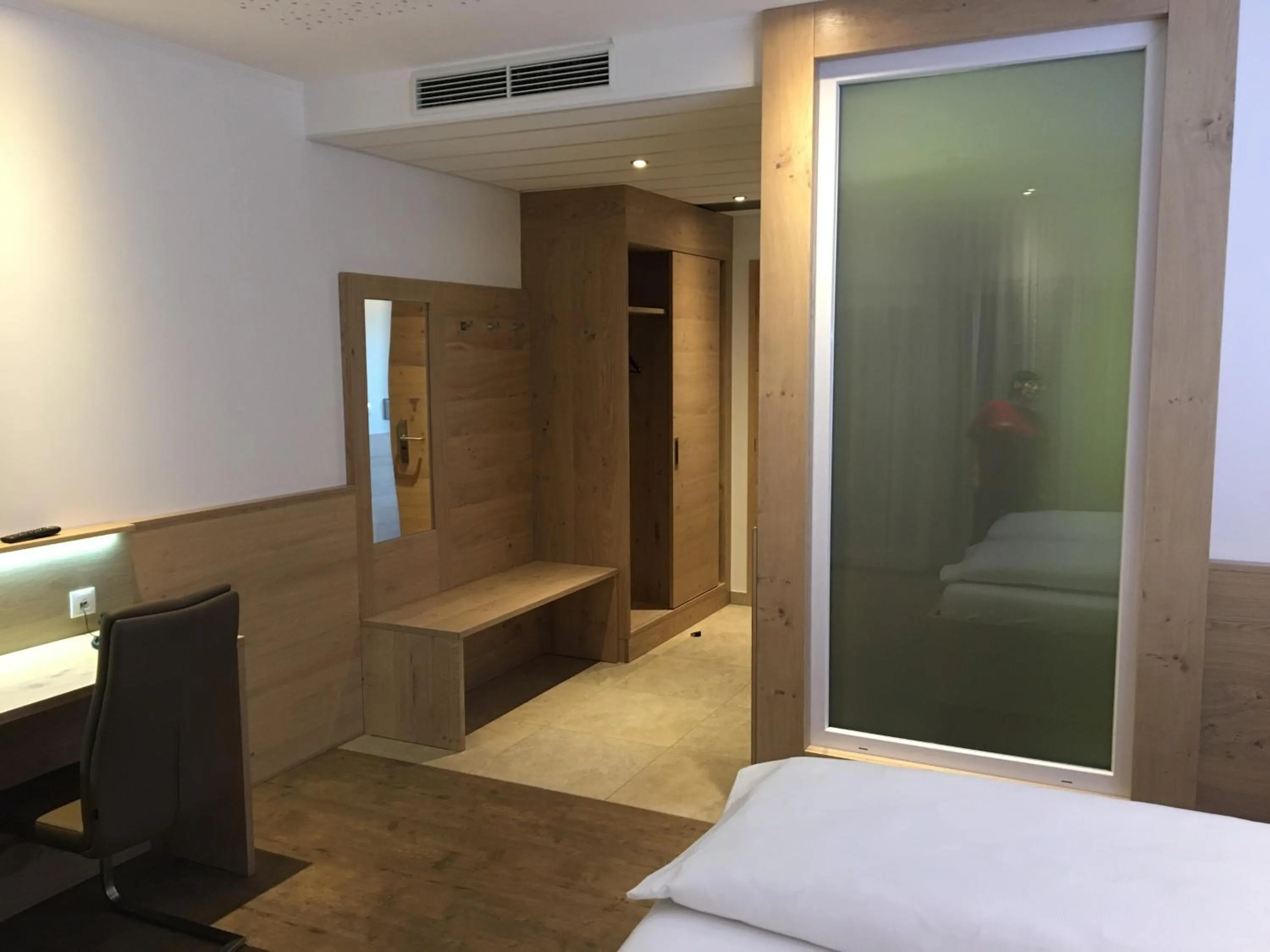 Decorative detail, Bed in Seminarhotel Daniels