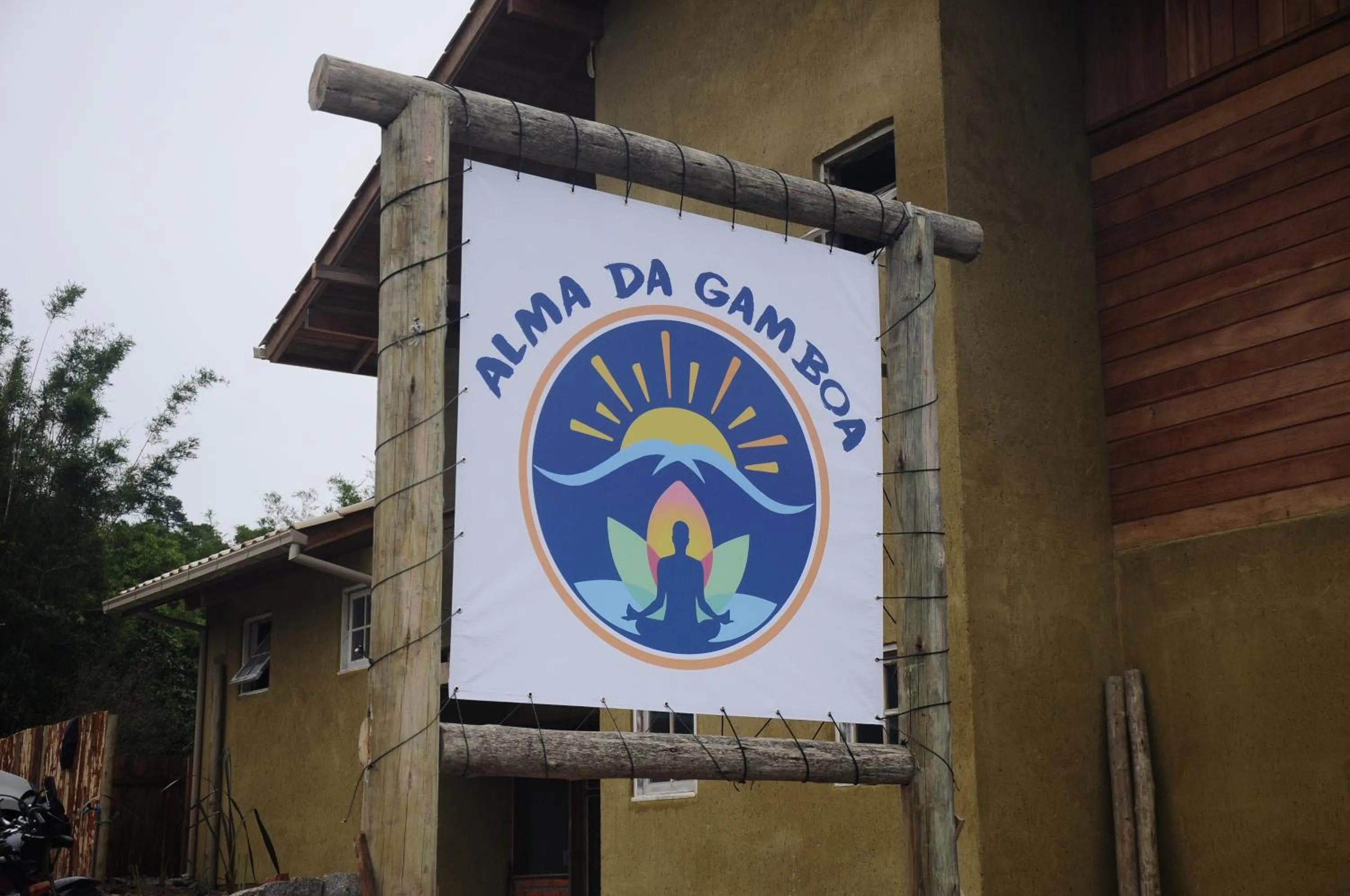 Property logo or sign in Pousada Alma da Gamboa