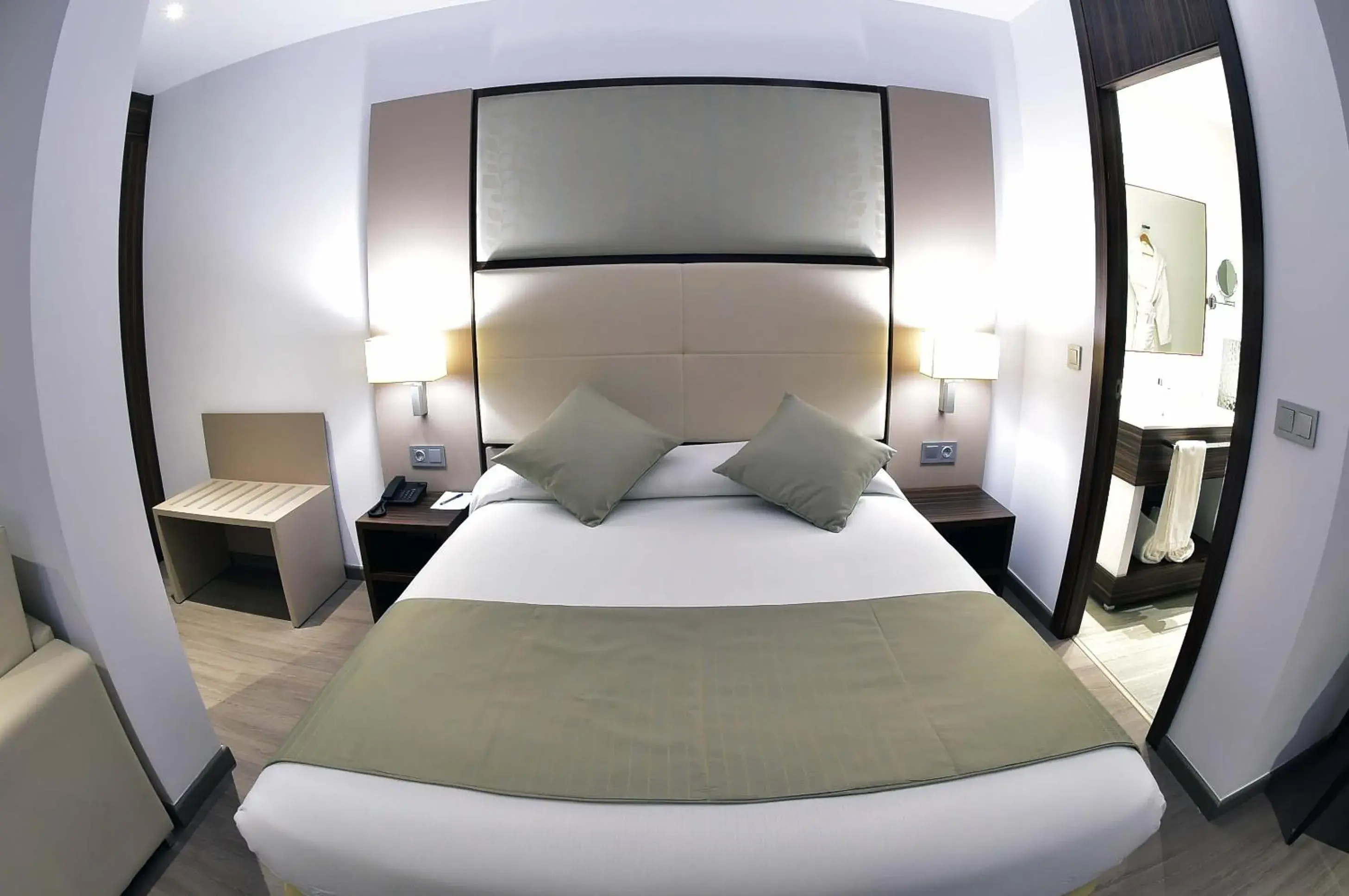 Bedroom in AZ Hôtels Vieux Kouba Bedroom in AZ Hôtels Vieux Kouba