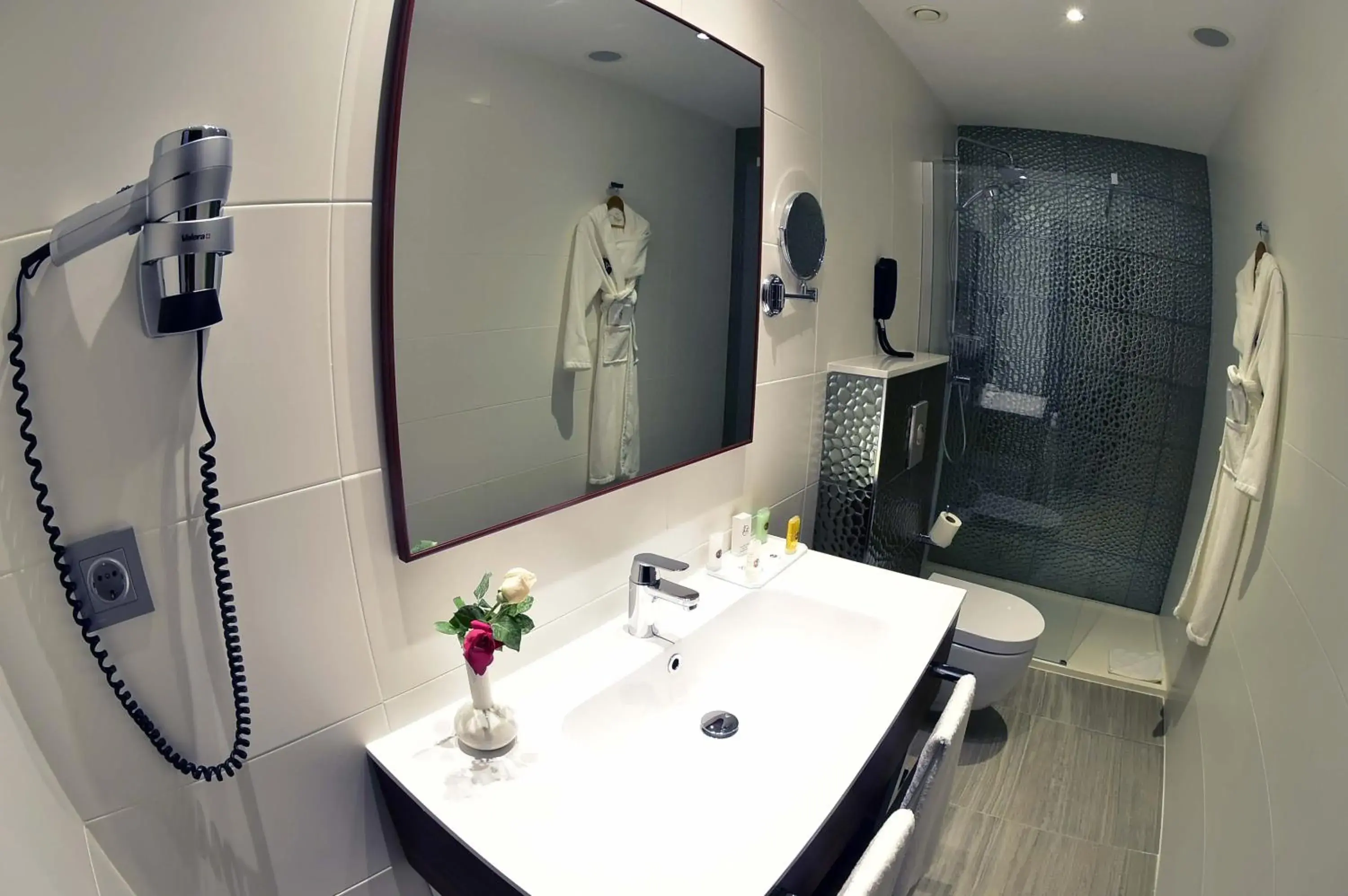 Bathroom in AZ Hôtels Vieux Kouba Bathroom in AZ Hôtels Vieux Kouba