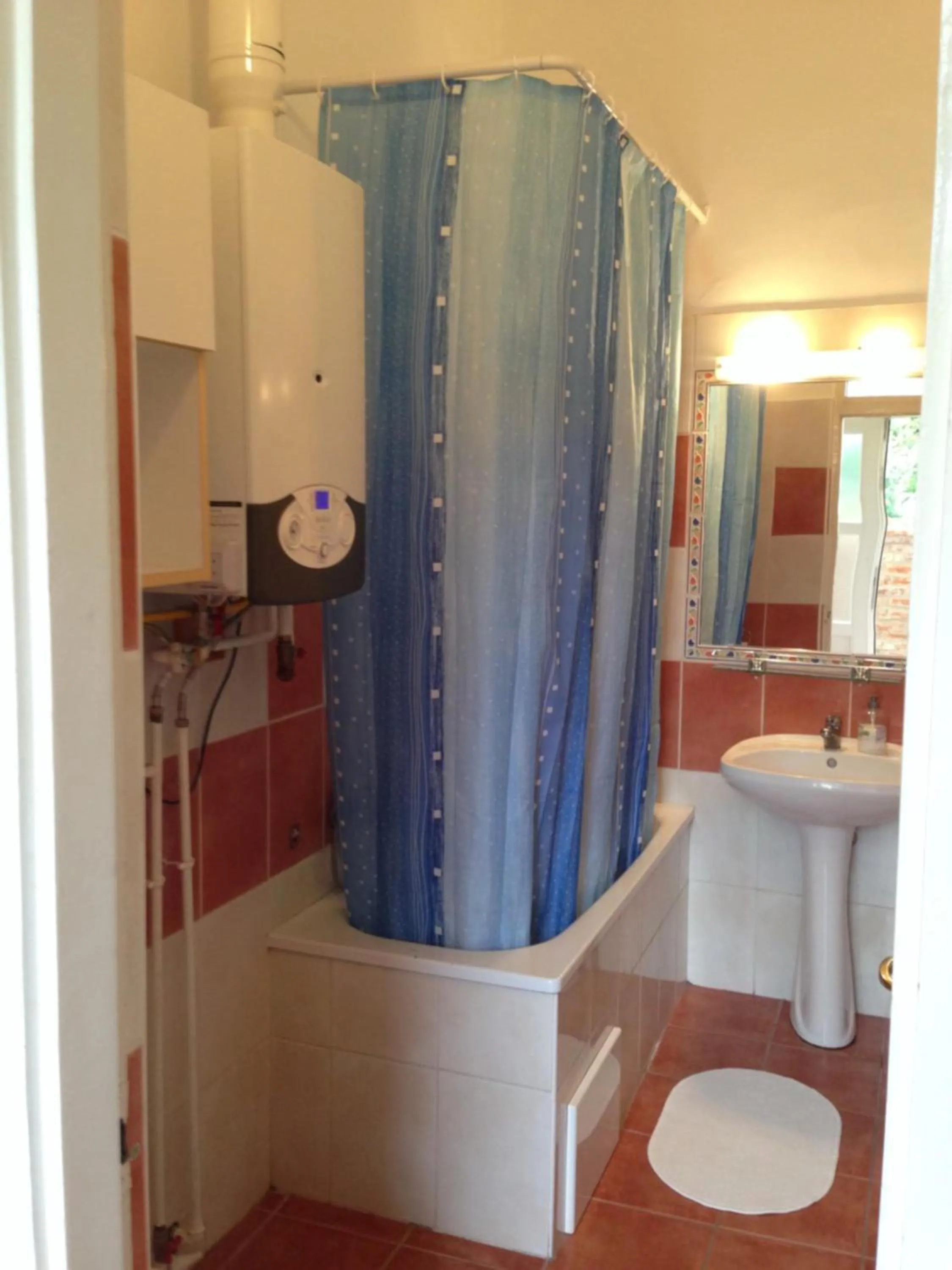 Bathroom in Péterfia Apartman