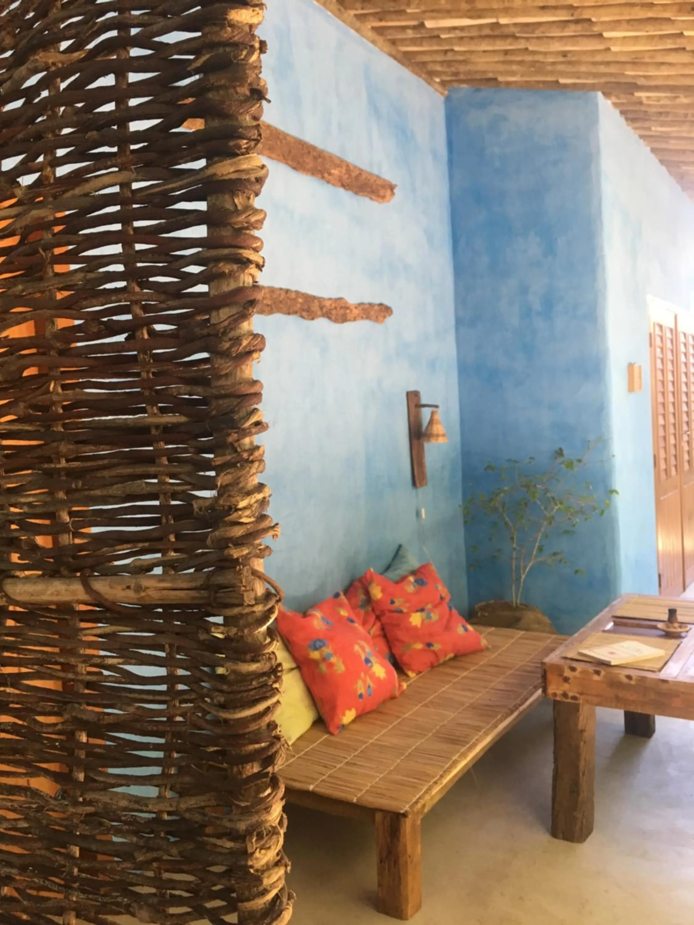 Communal lounge/ TV room in Pousada Spa Oasis