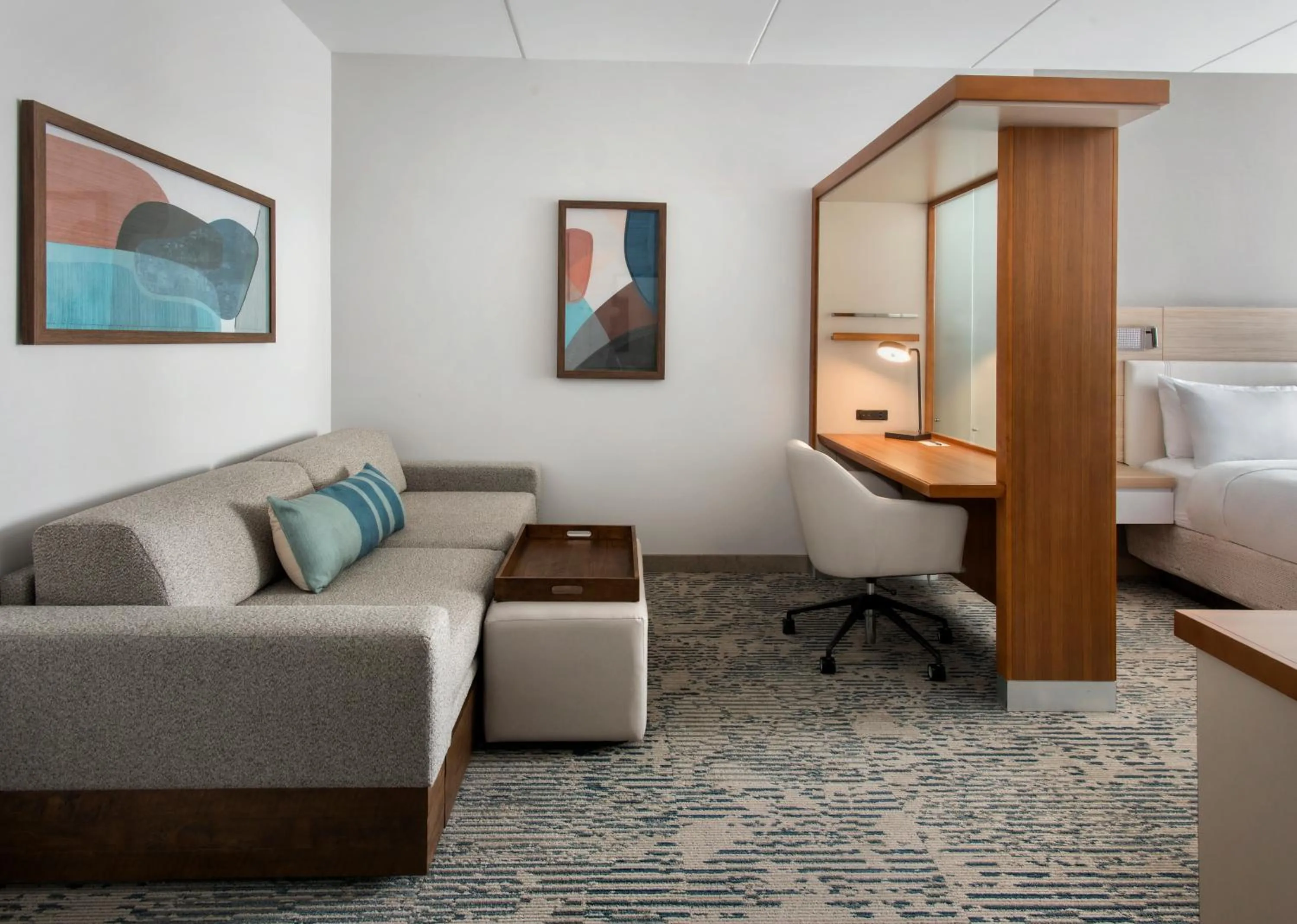 Living room, Bed in SpringHill Suites by Marriott Mount Laurel