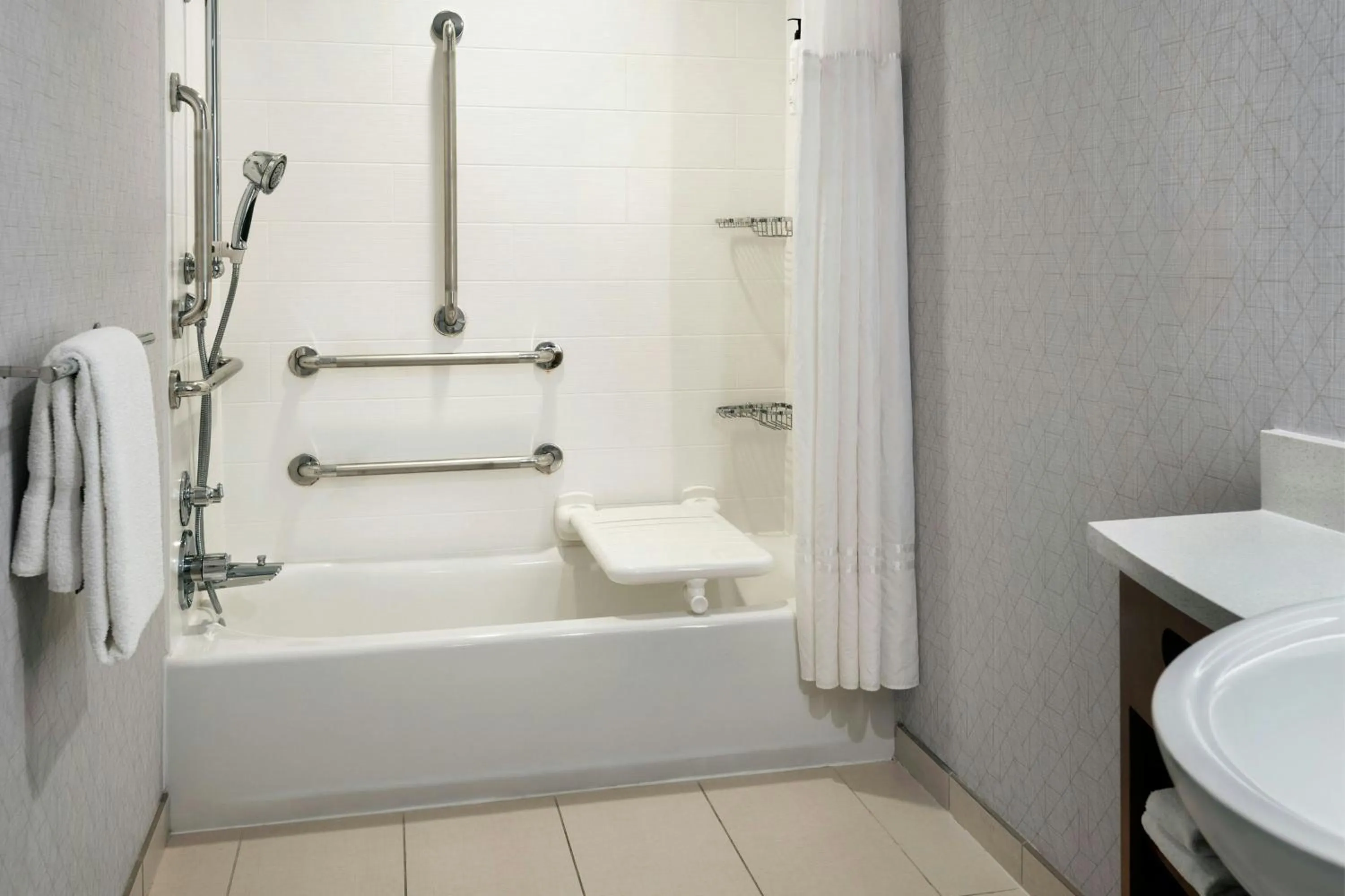 Bathroom in SpringHill Suites by Marriott Mount Laurel