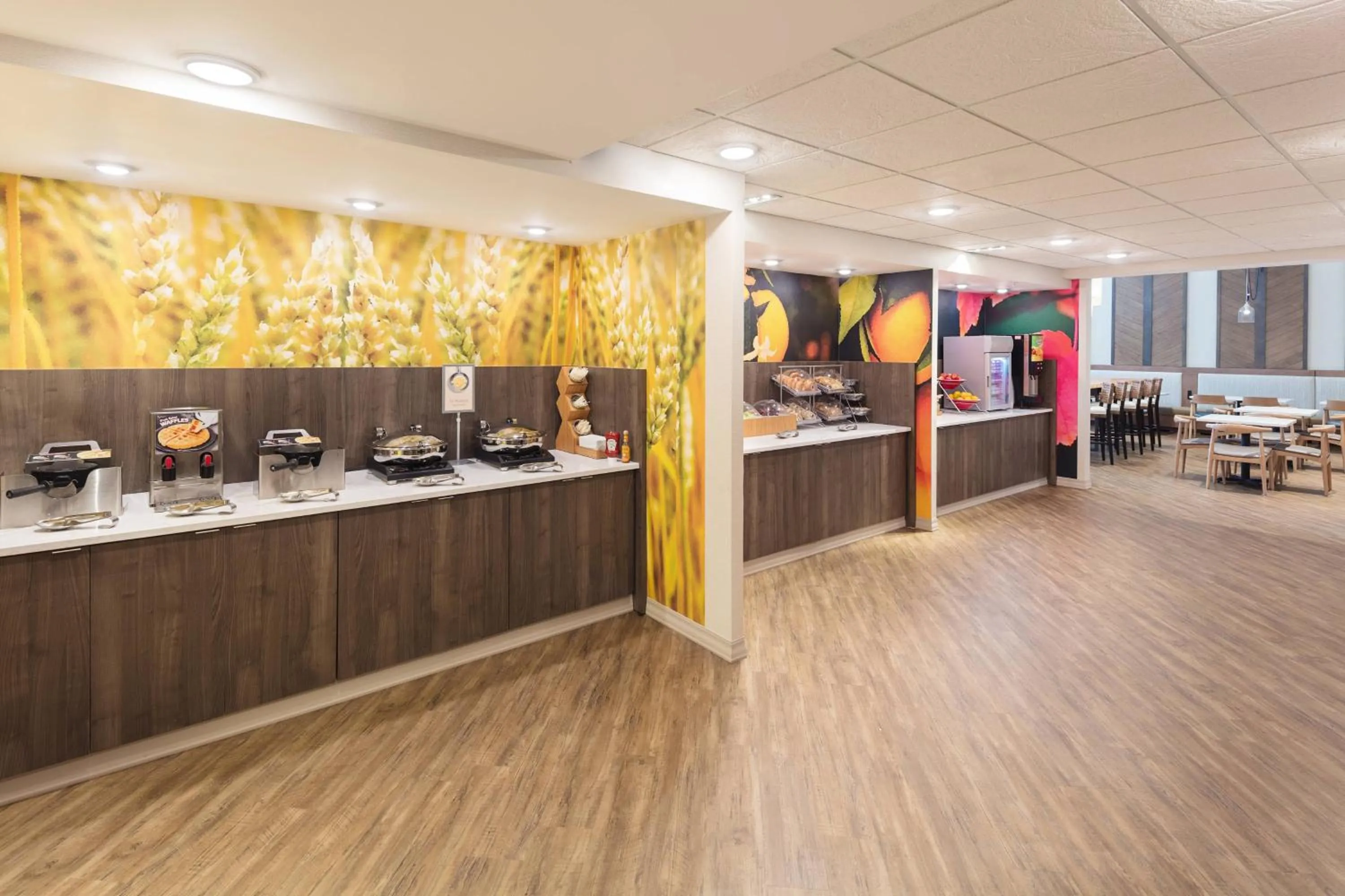 Breakfast in Fairfield Inn & Suites by Marriott Ocean City