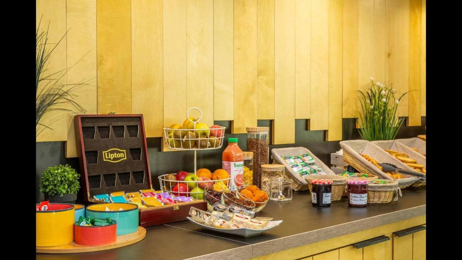 Lounge or bar in Ibis Styles Bobigny Centre Préfecture