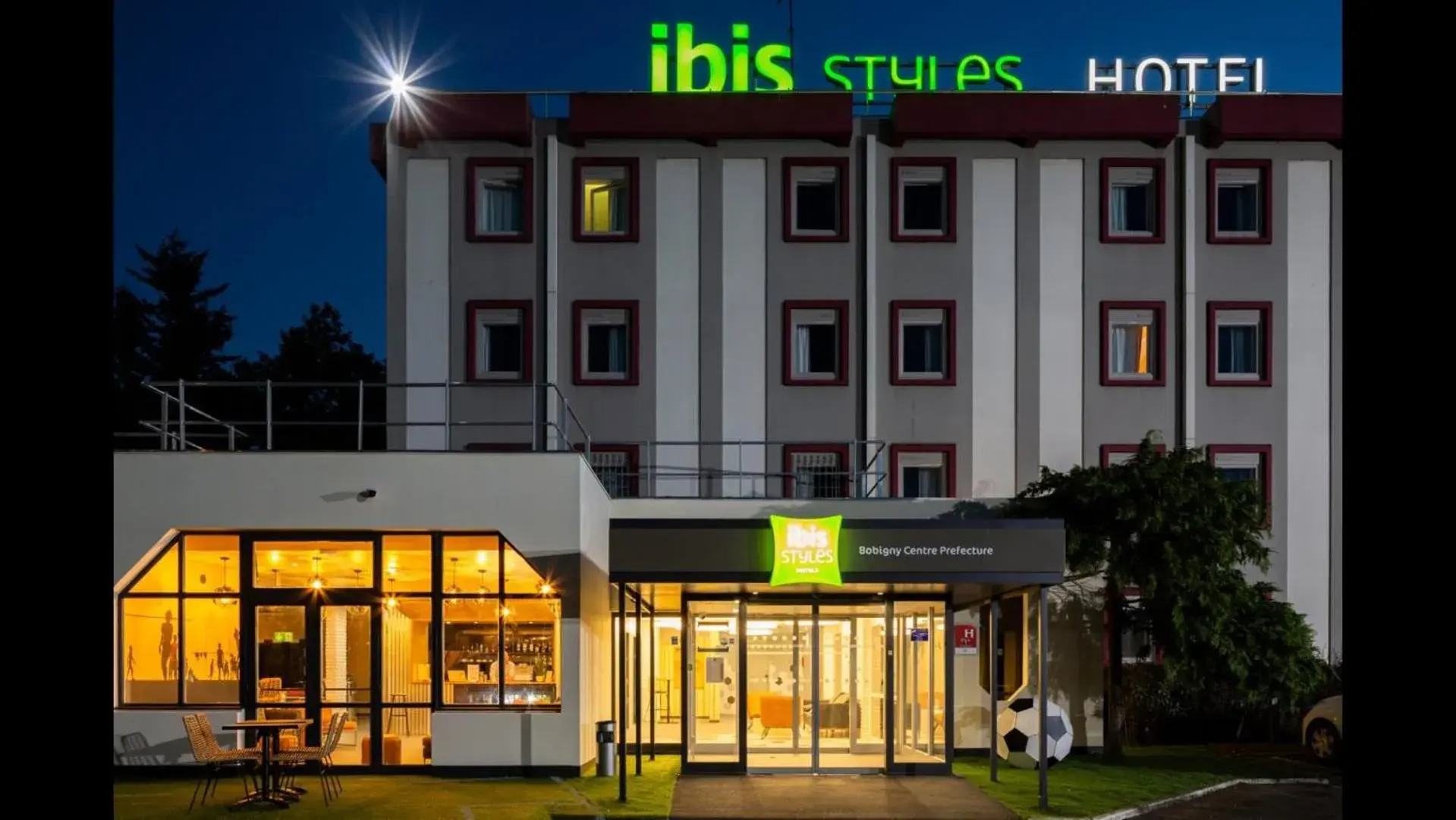 Facade/entrance in Ibis Styles Bobigny Centre Préfecture Facade/entrance in Ibis Styles Bobigny Centre Préfecture