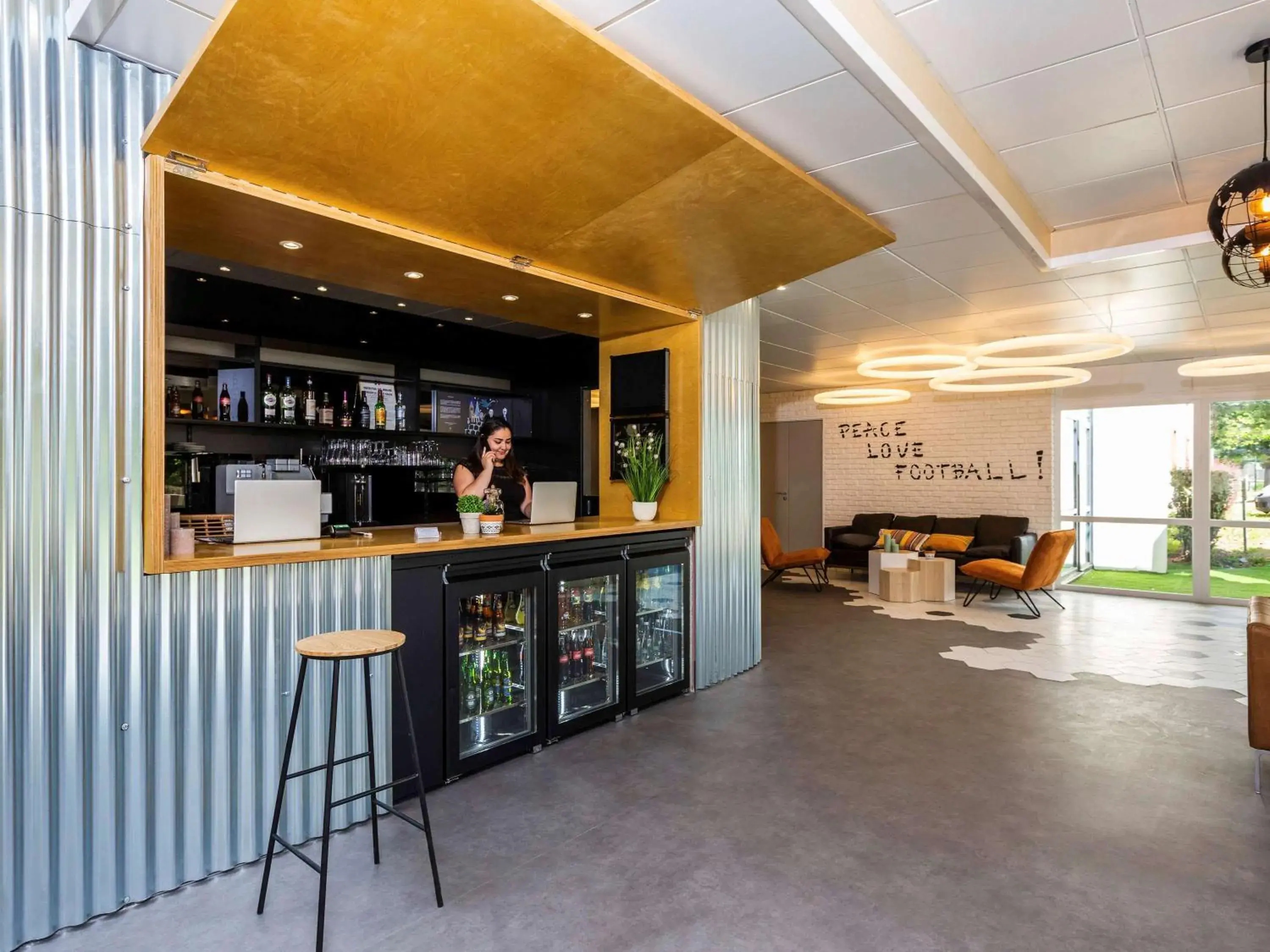 Lounge or bar in Ibis Styles Bobigny Centre Préfecture Lounge or bar in Ibis Styles Bobigny Centre Préfecture