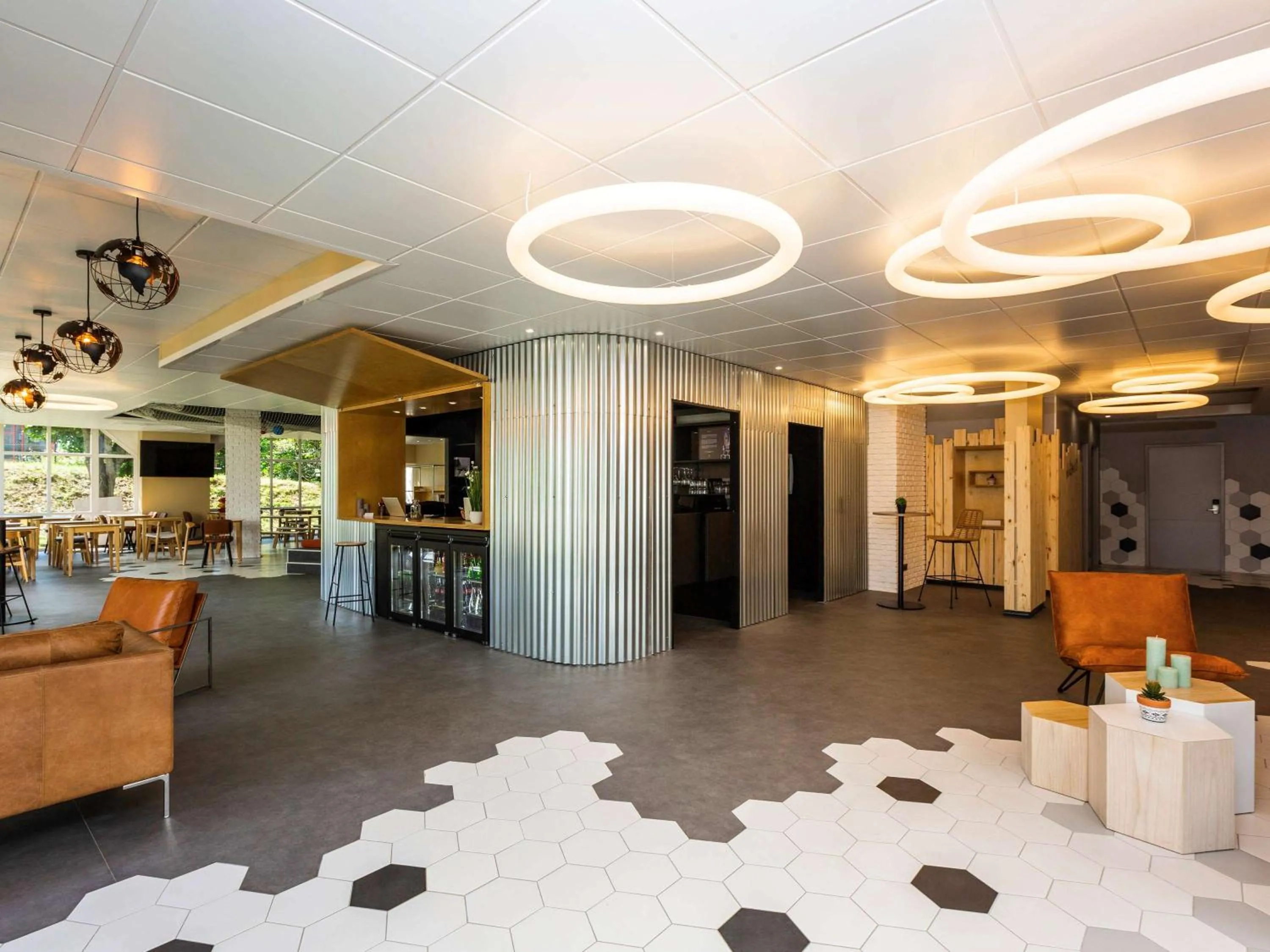 Lounge or bar in Ibis Styles Bobigny Centre Préfecture
