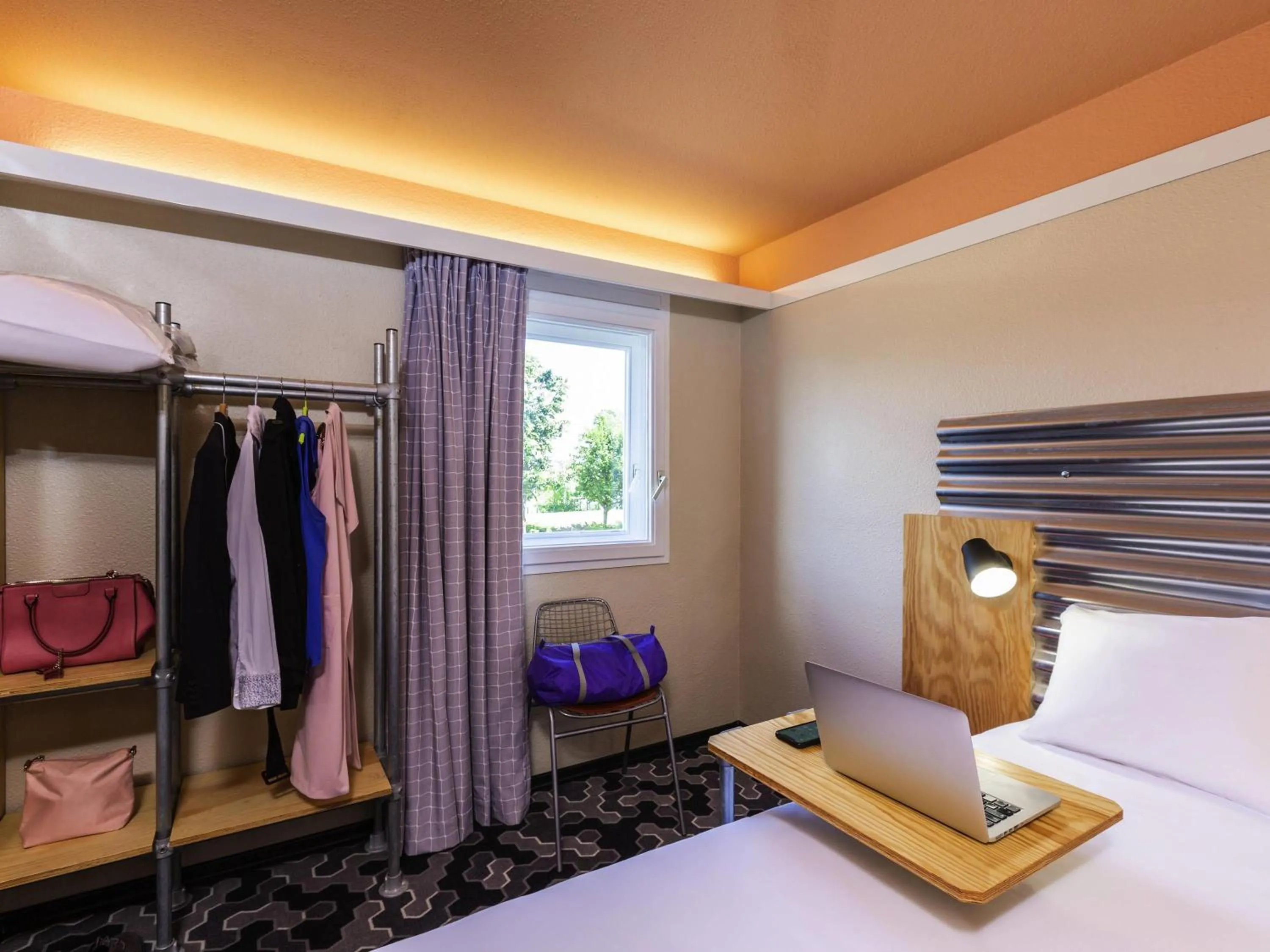 Bedroom, Bed in Ibis Styles Bobigny Centre Préfecture