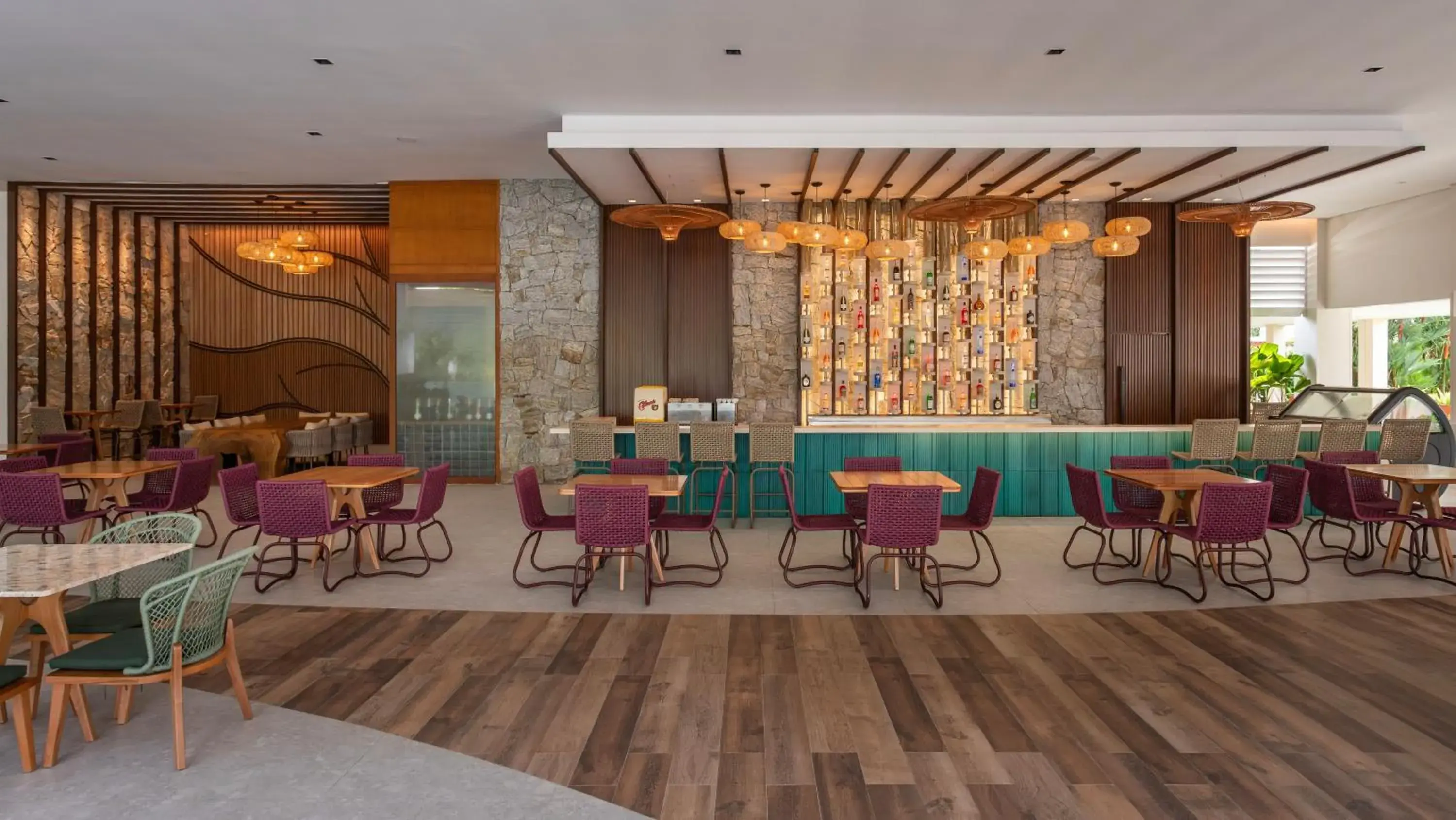 Lounge or bar in Rio Quente Cristal Resorts Lounge or bar in Rio Quente Cristal Resorts