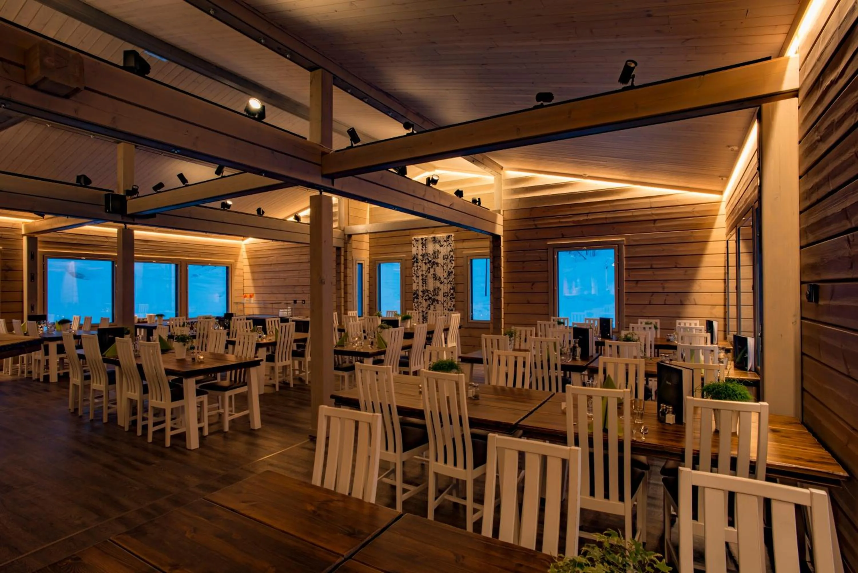 Restaurant/places to eat in Valkea Arctic Lodge