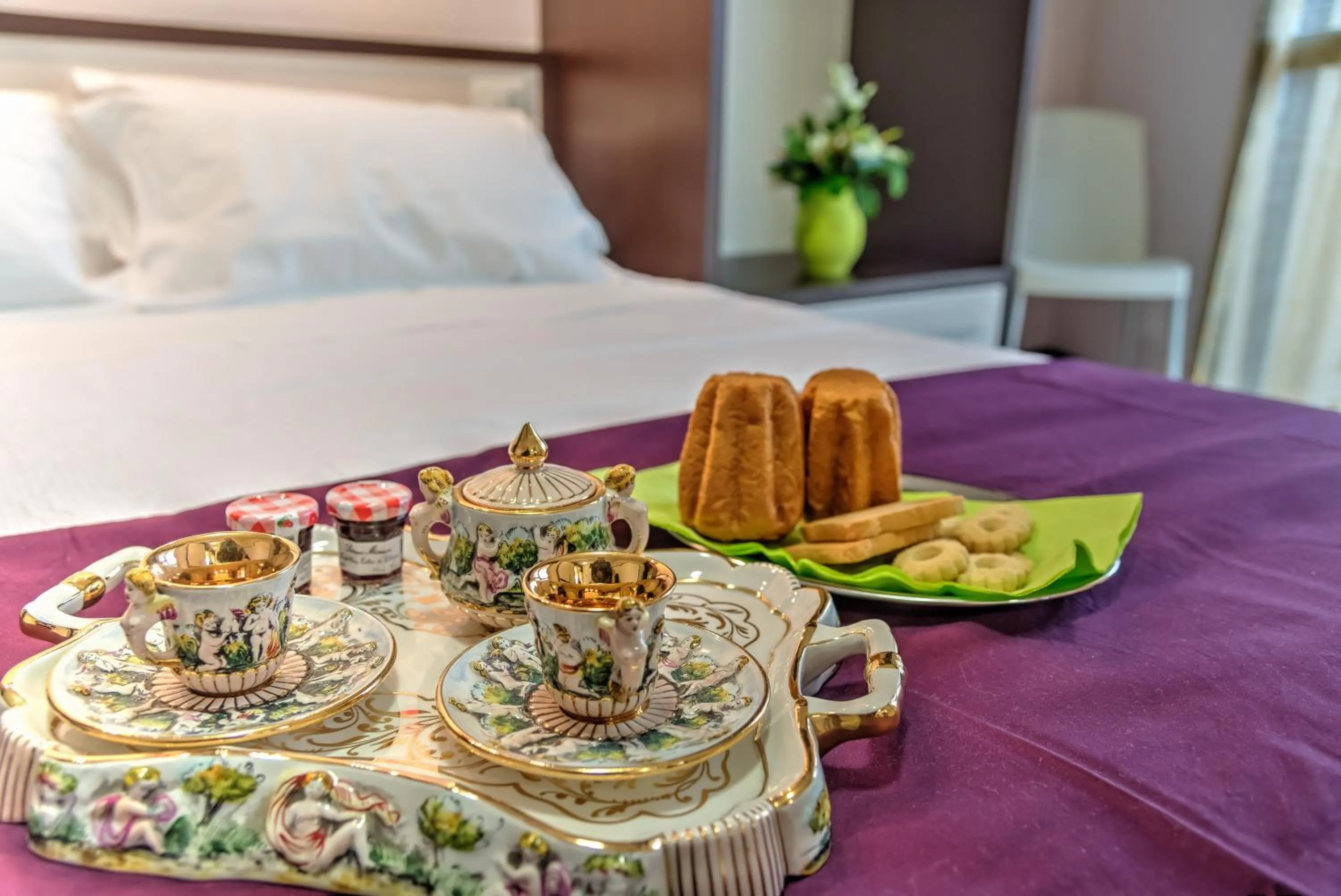 Photo of the whole room, Bed in AppartaHotel