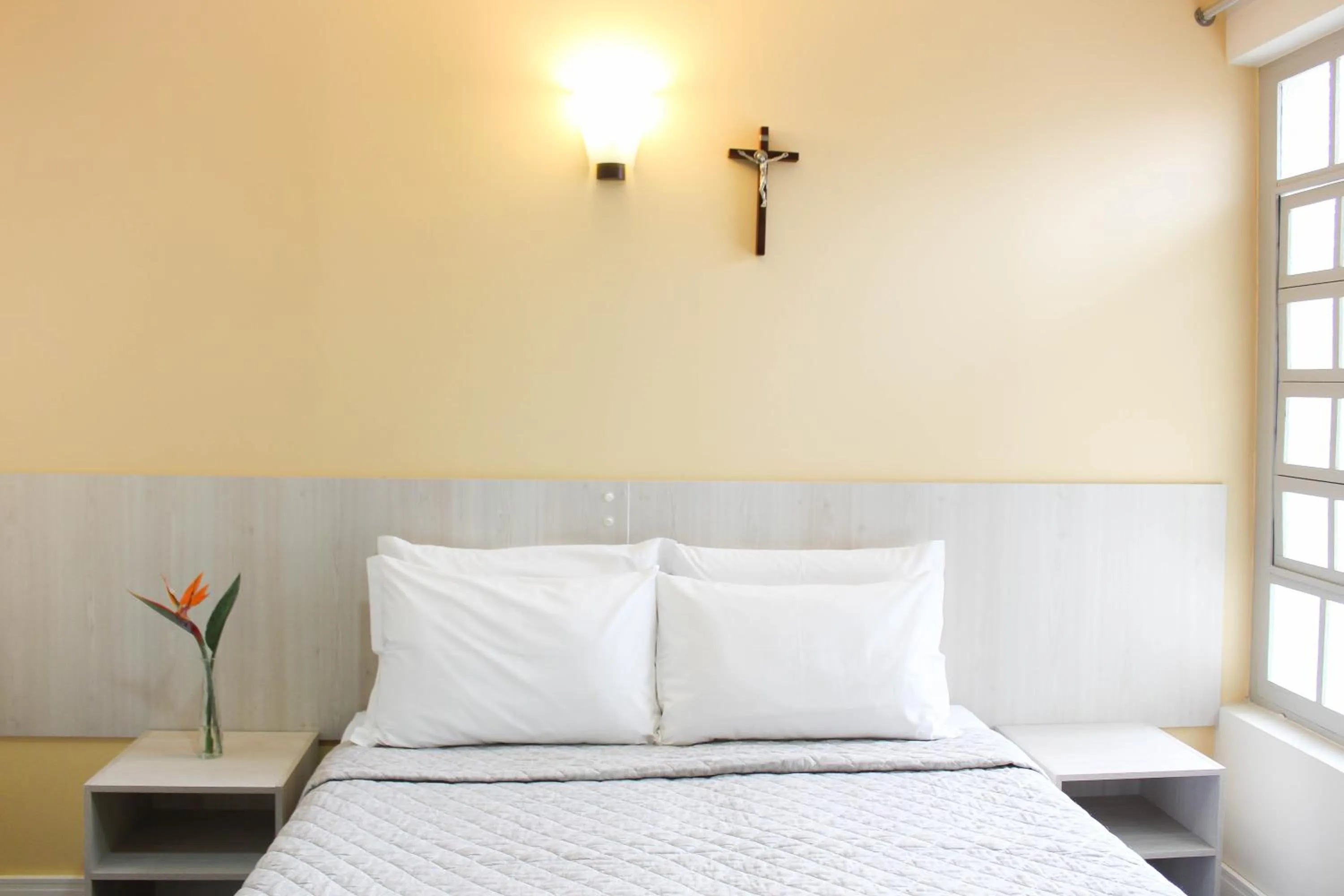 Bed in CEIC Pousada e Eventos