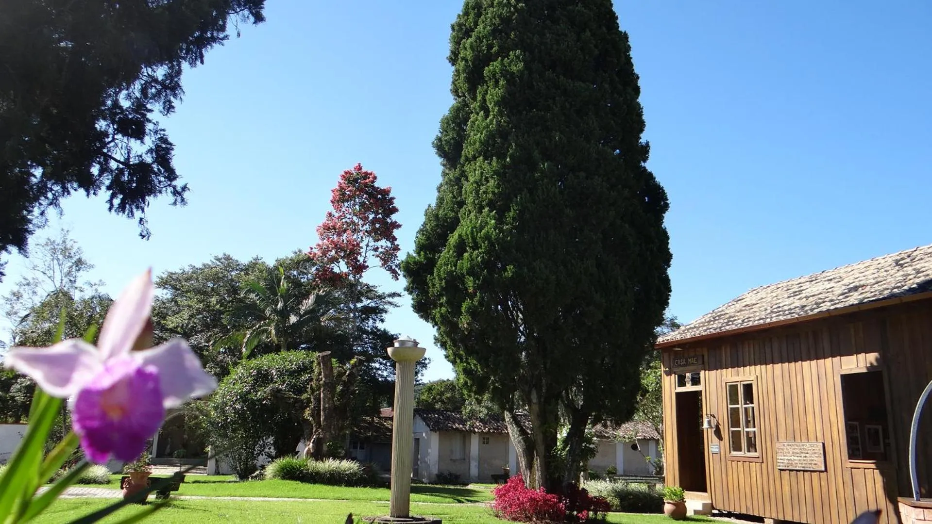 Garden in CEIC Pousada e Eventos