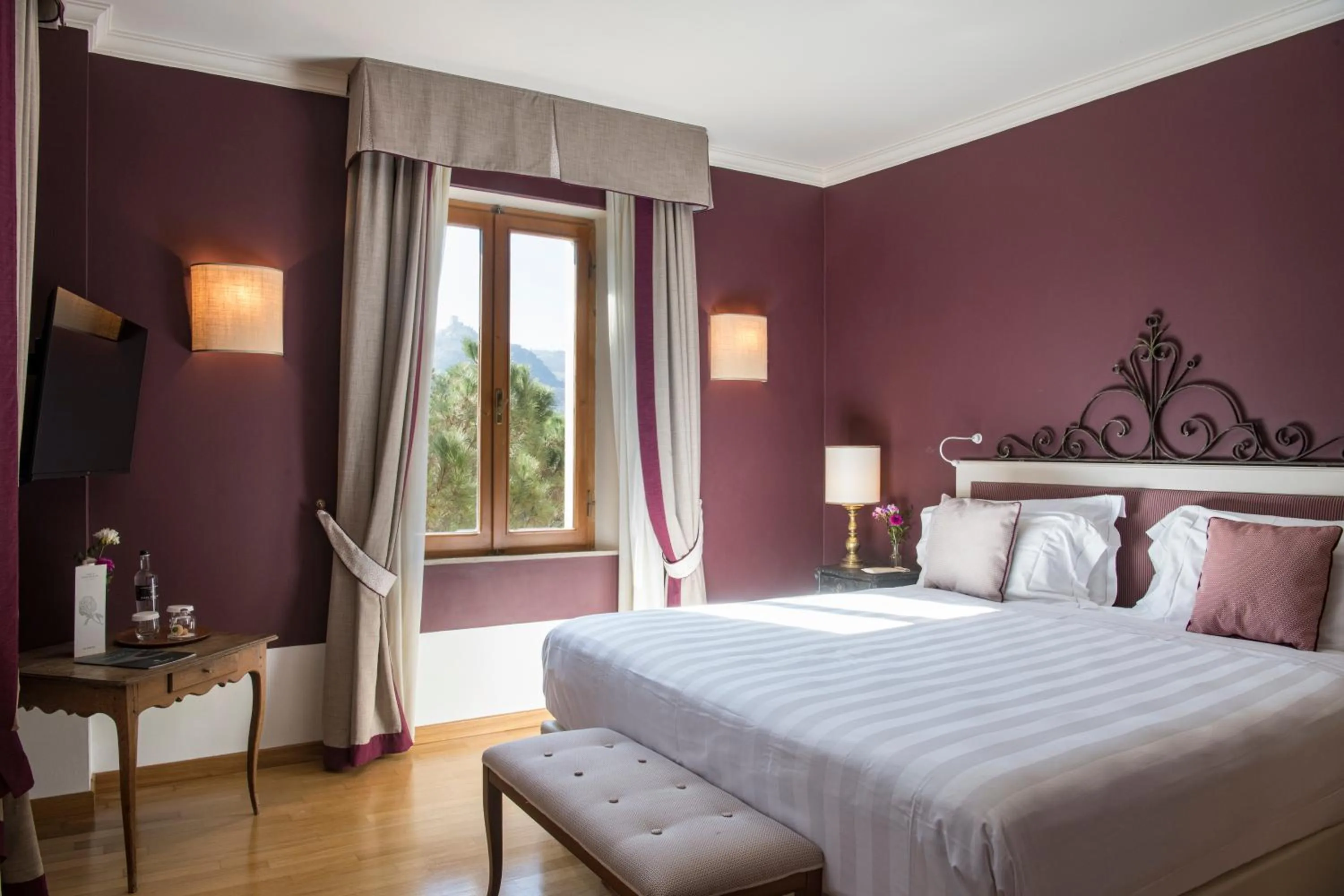 Bed in La Posta Hotel & Thermal Spa