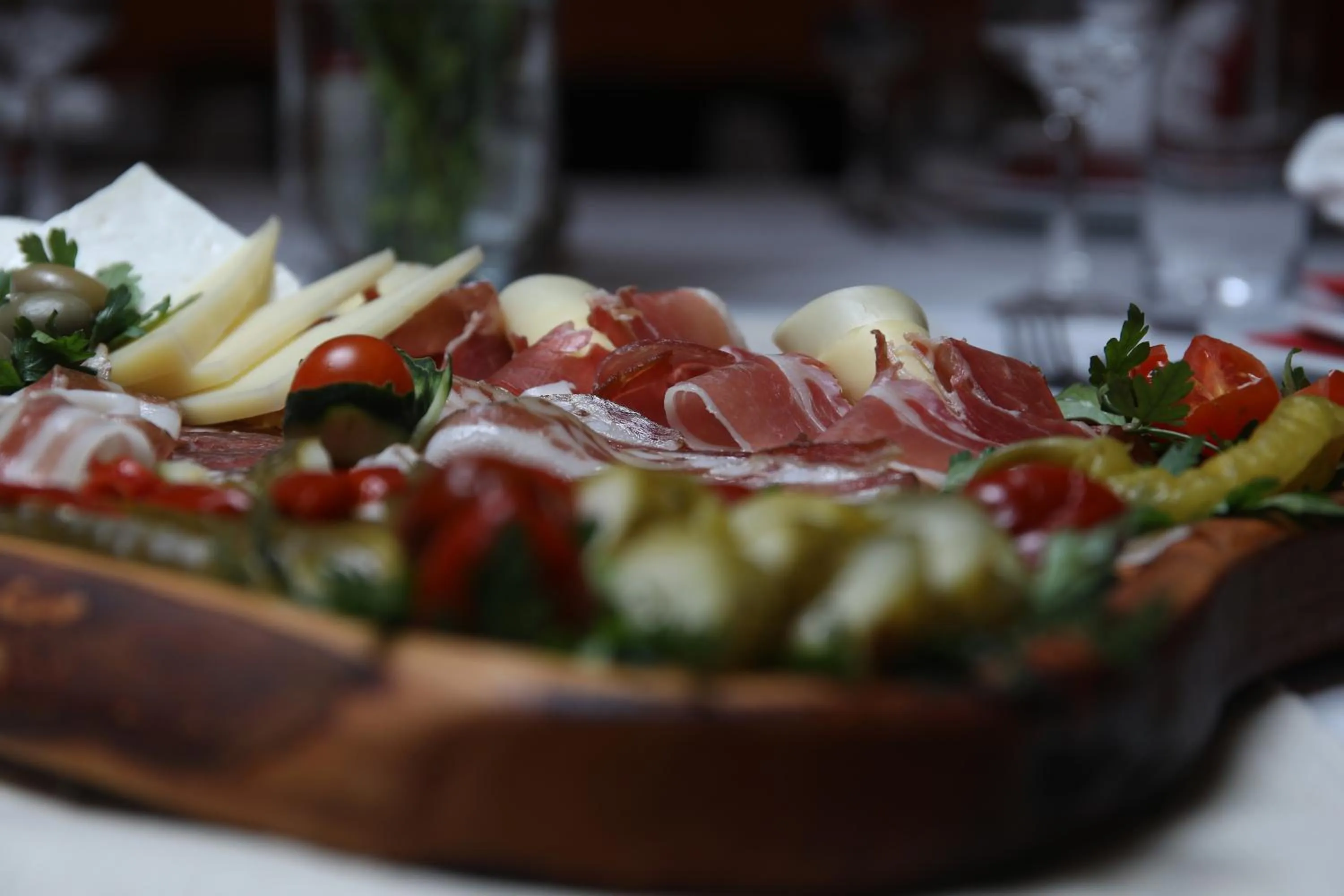 Restaurant/places to eat in Hotel Zagi