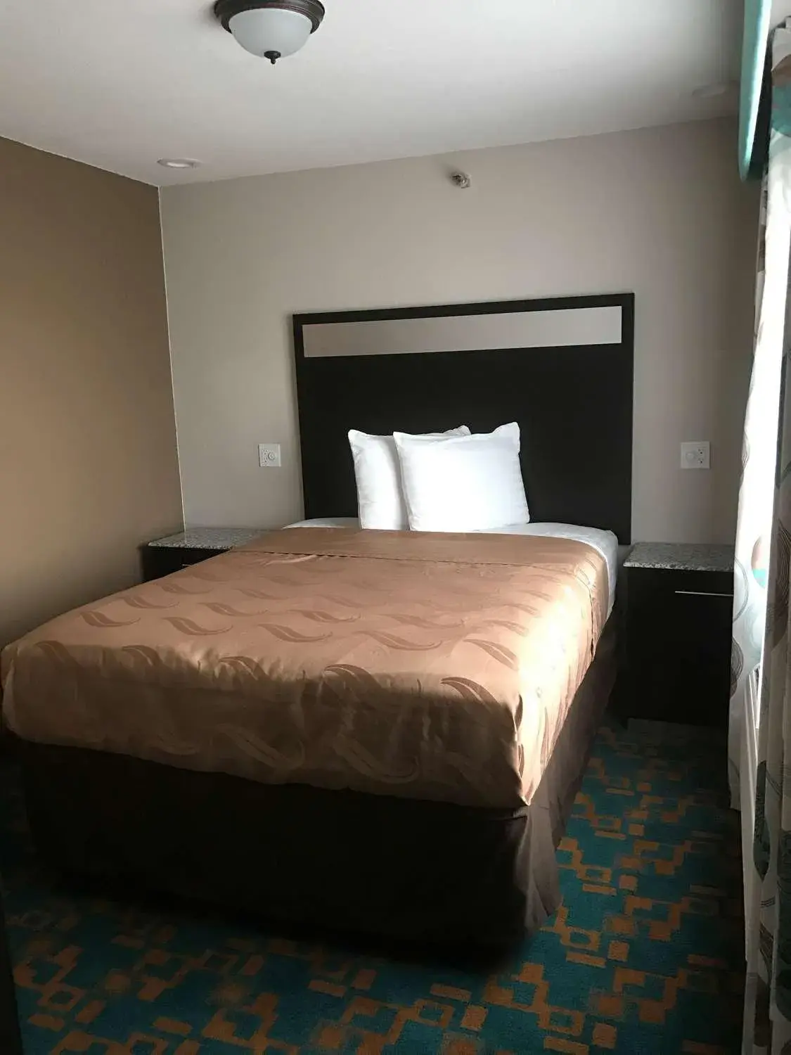 Bedroom, Bed in SureStay Hotel by Best Western Brownsville Bedroom, Bed in SureStay Hotel by Best Western Brownsville