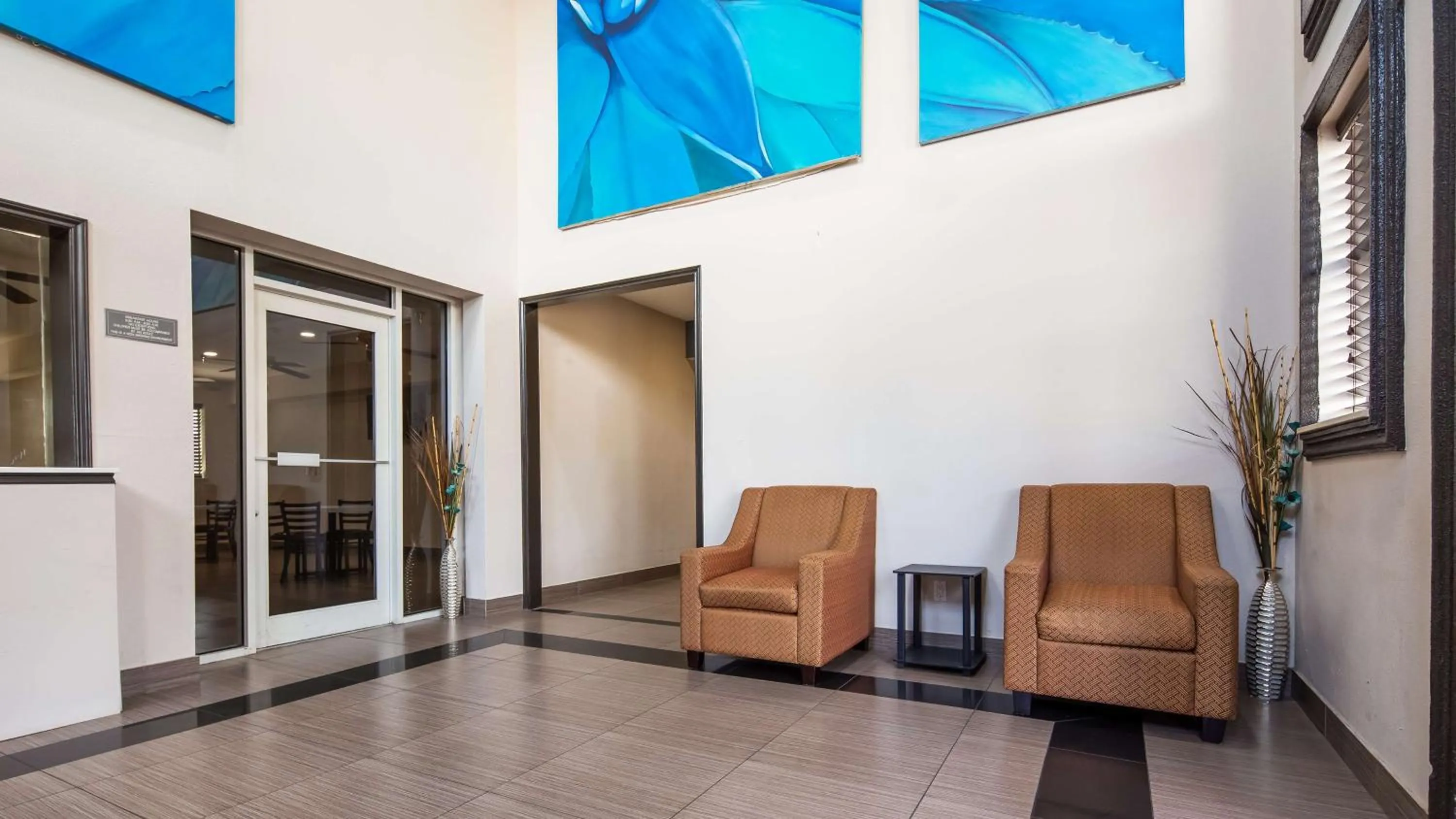 Lobby or reception in SureStay Hotel by Best Western Brownsville