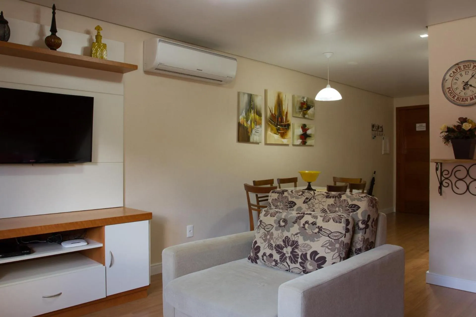 Living room in Ótima Localização e Vista da Cidade