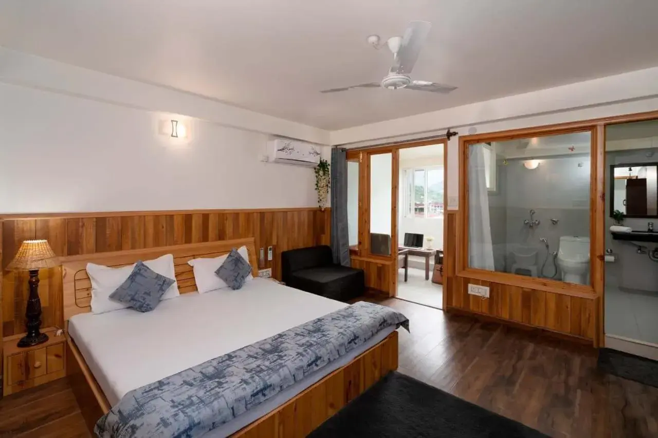 Bedroom, Bed in Hotel Kullu Valley Bedroom, Bed in Hotel Kullu Valley