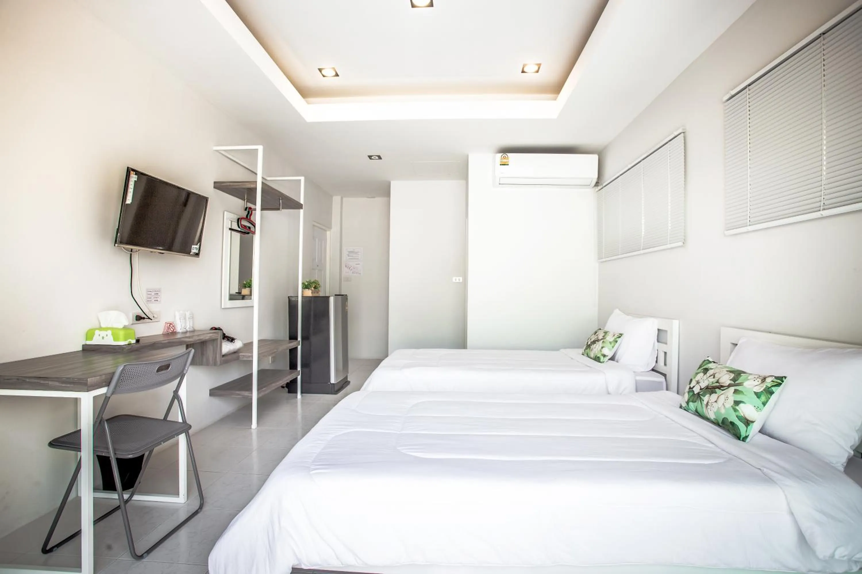 Bedroom, Bed in Baan Le Vimaan