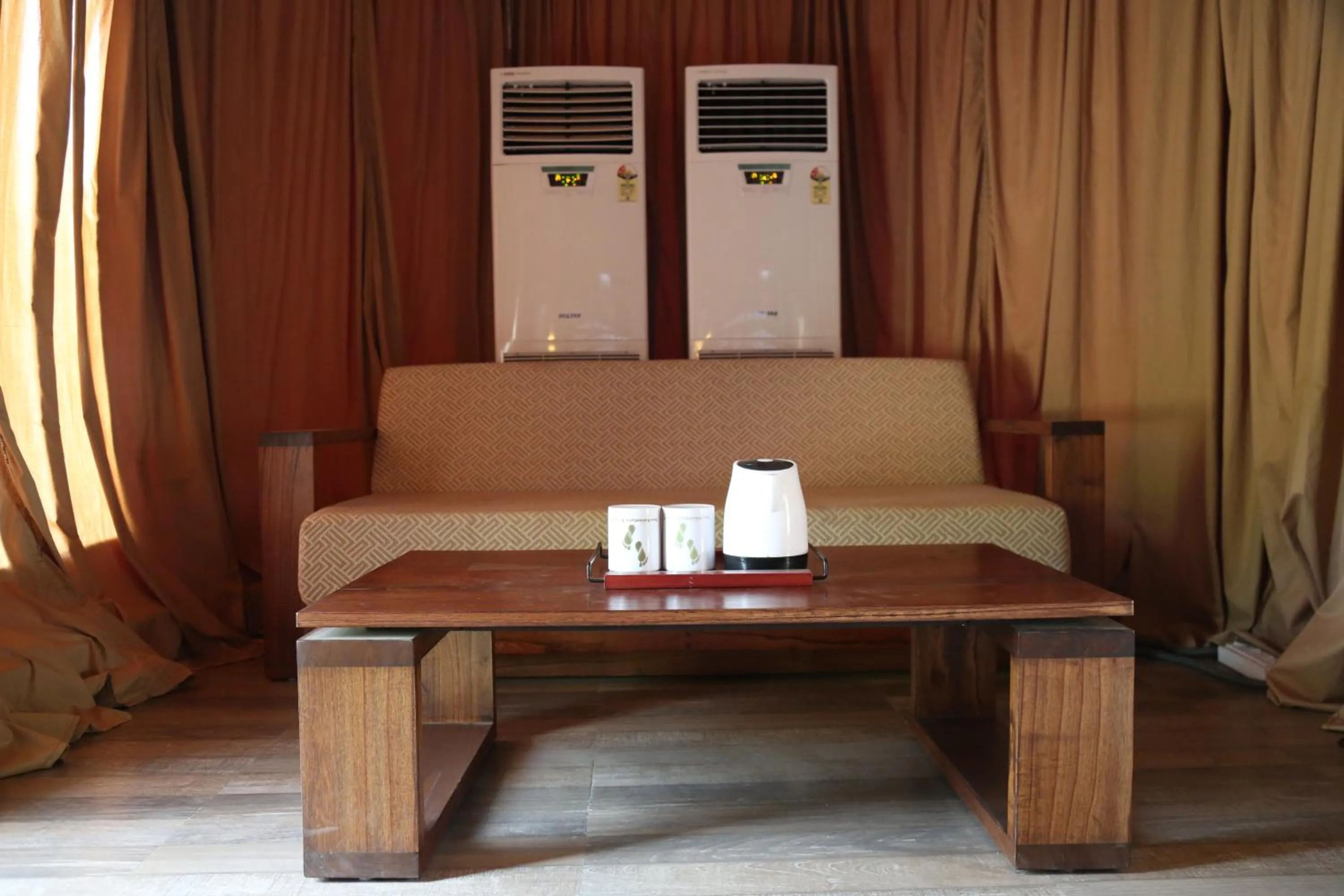 Living room in Eco Adventure Resorts Khhairabera