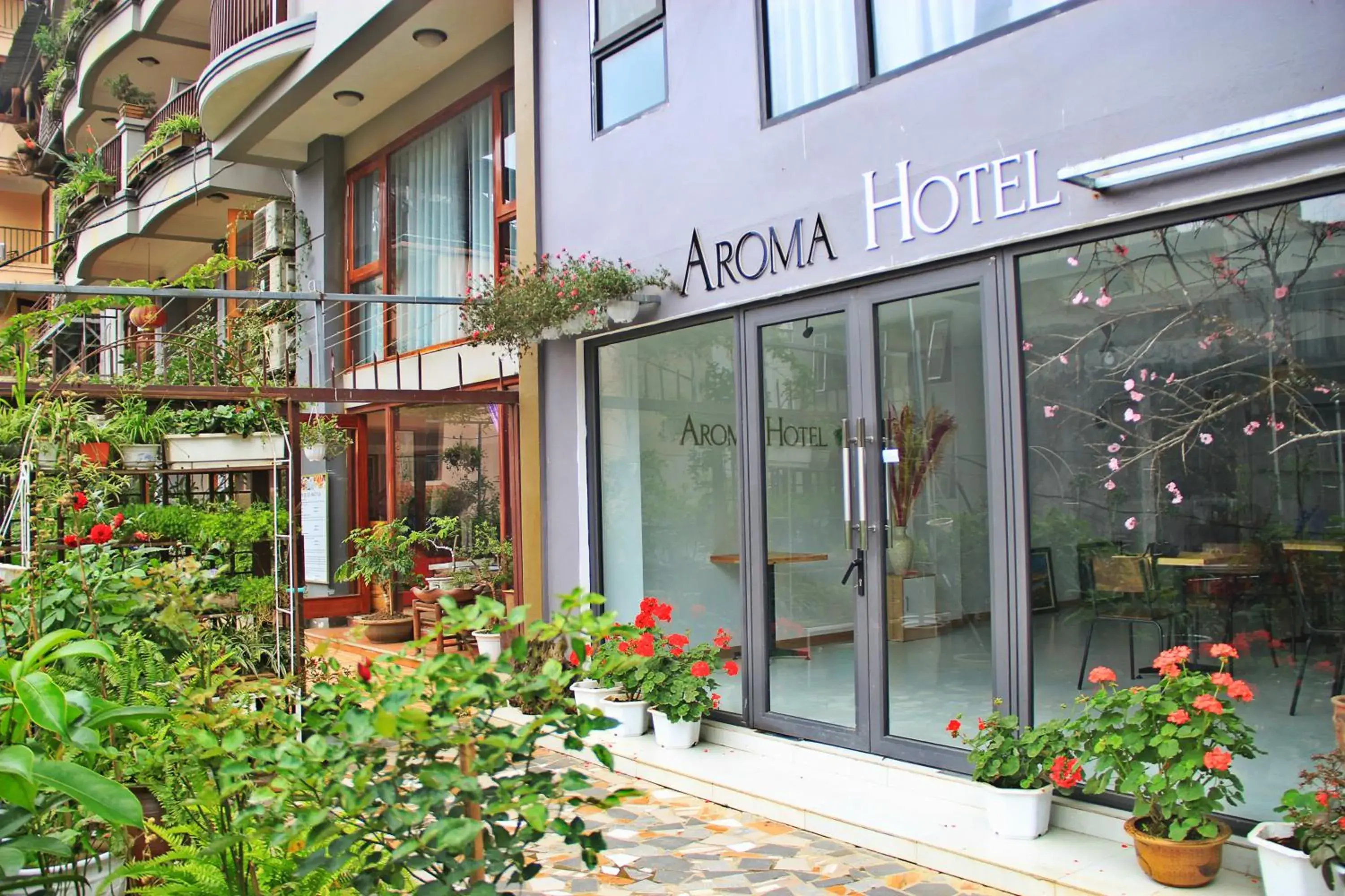 Facade/entrance in Sapa Aroma Hotel Facade/entrance in Sapa Aroma Hotel