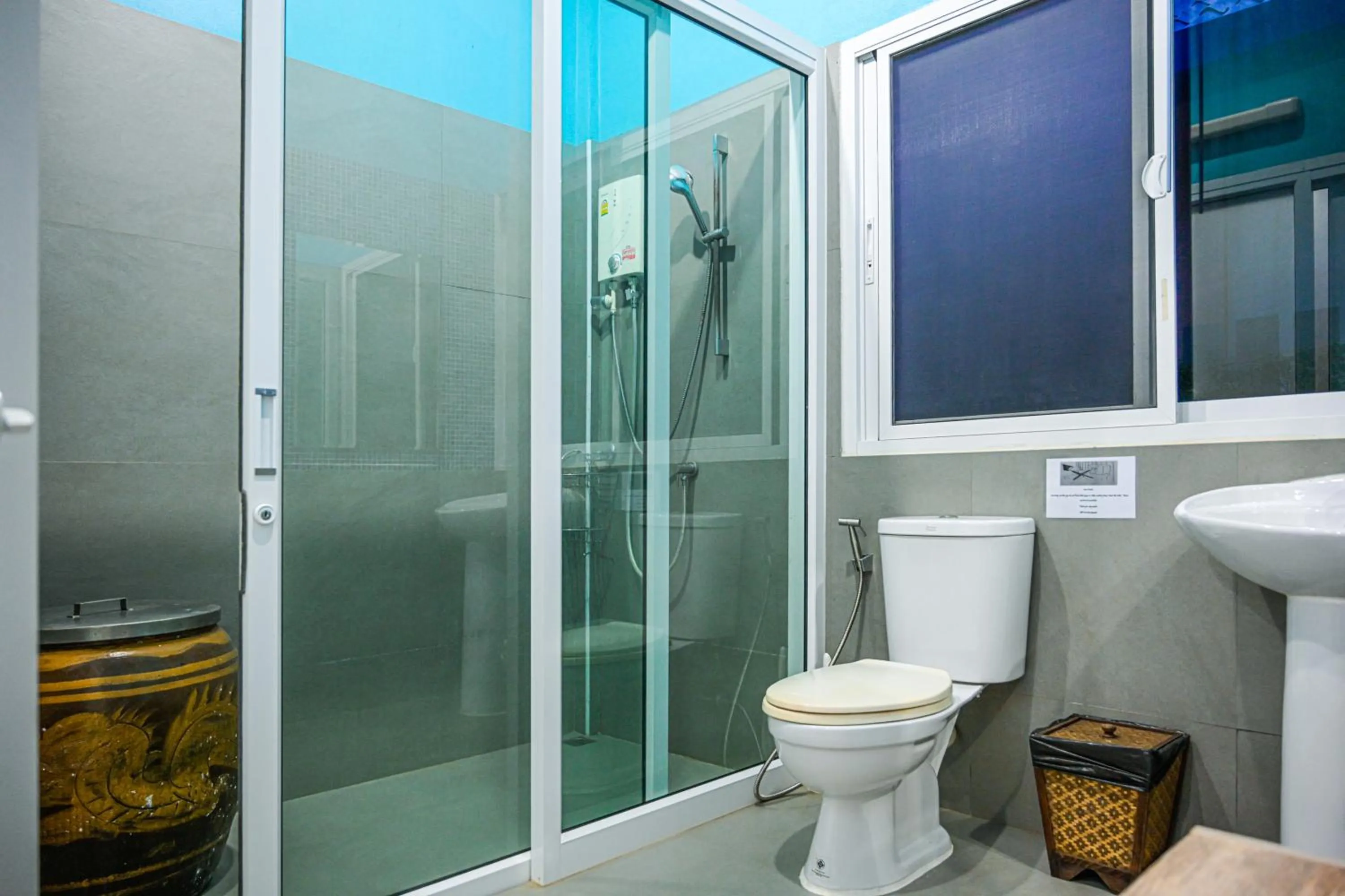 Toilet in Chill Out Village