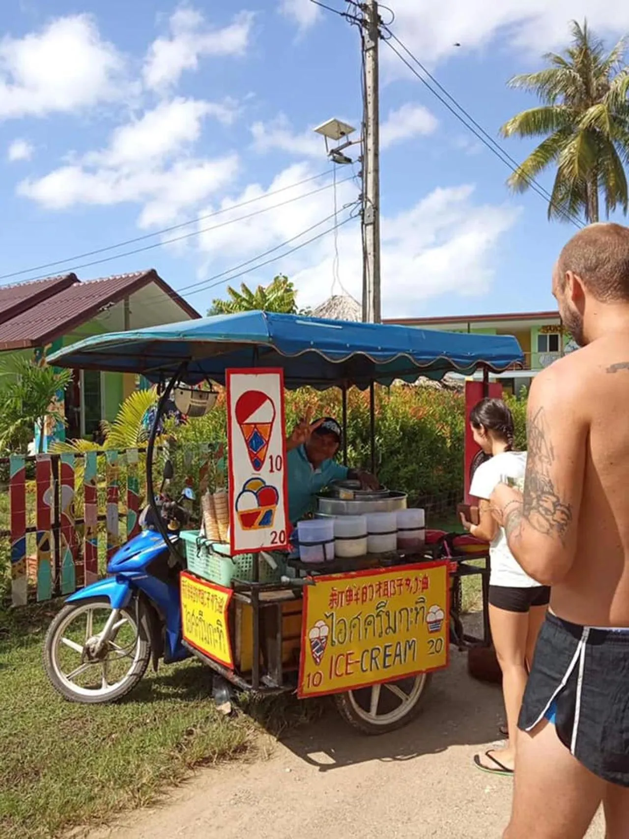 Area and facilities in Chill Out Village