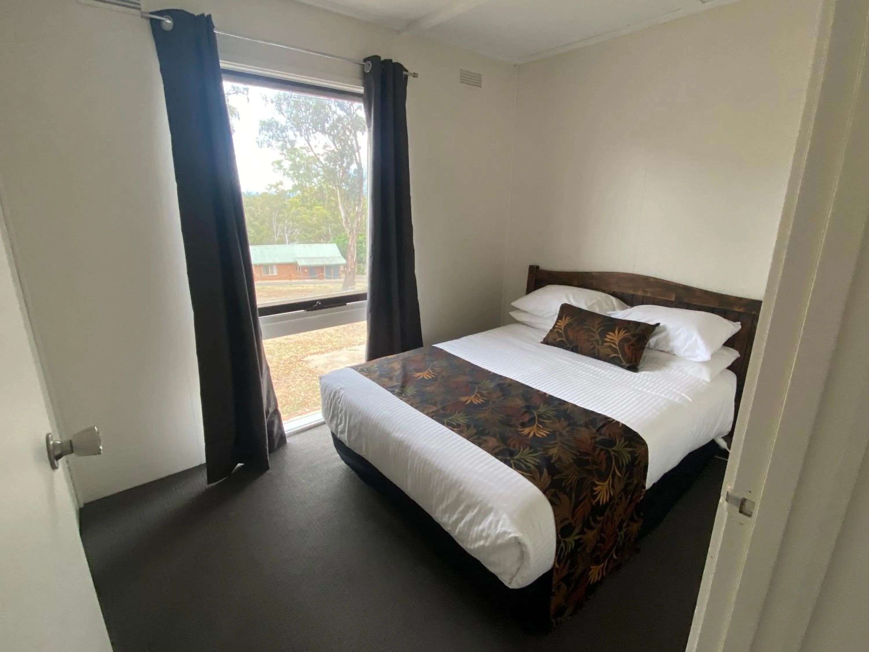 Bedroom, Bed in Mansfield Country Resort