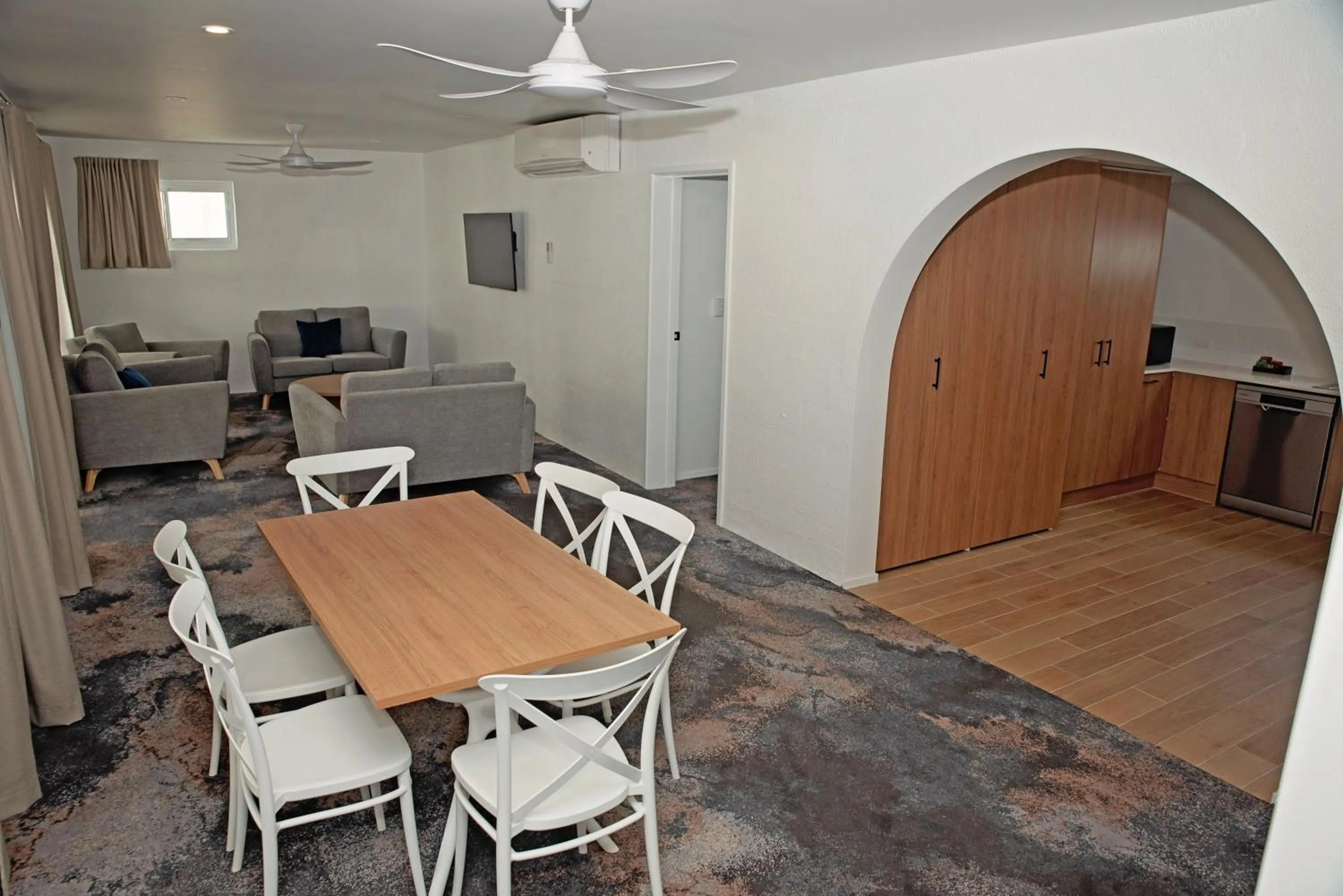 Kitchen or kitchenette in Don Pancho Beach Resort