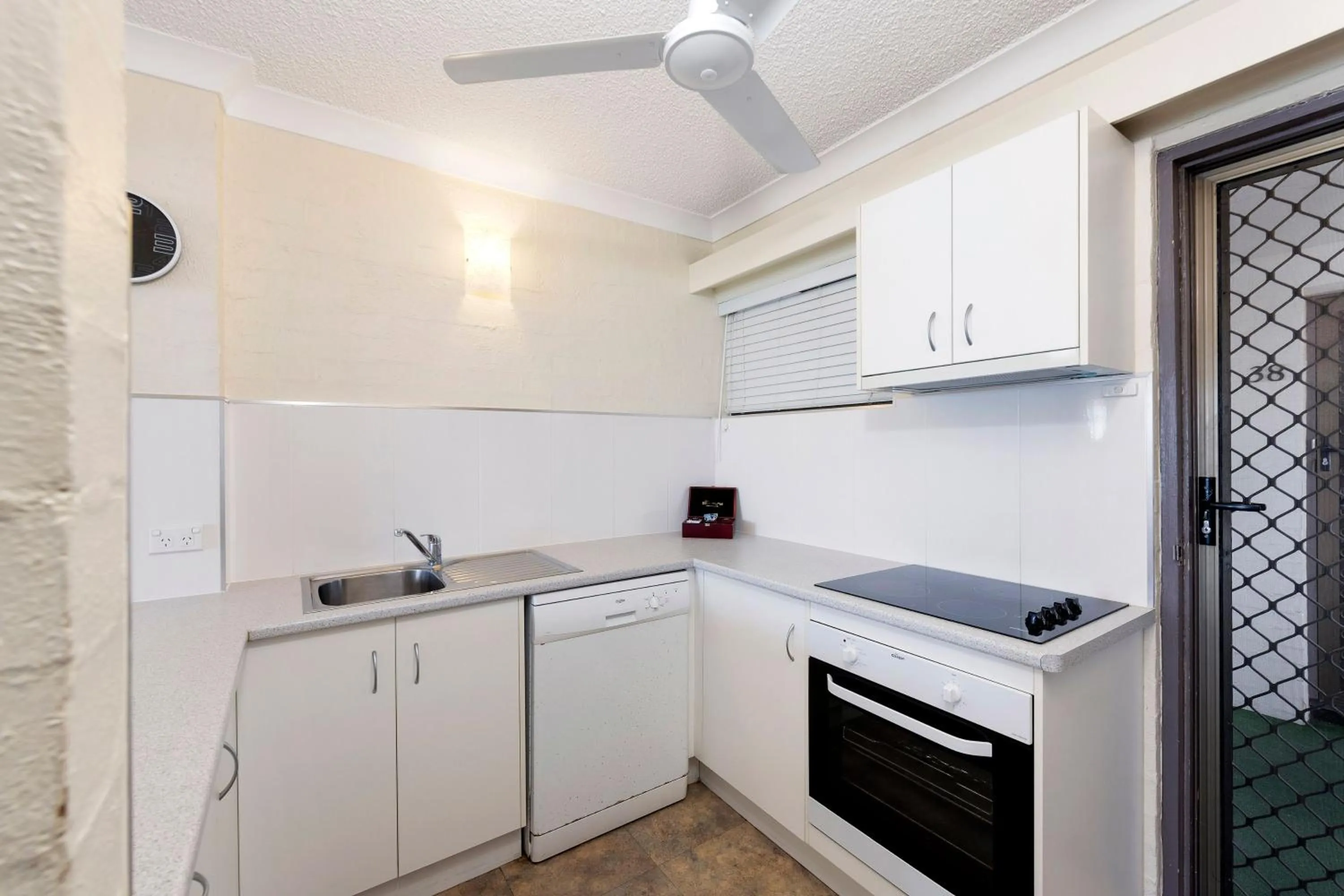 Kitchen or kitchenette in Don Pancho Beach Resort