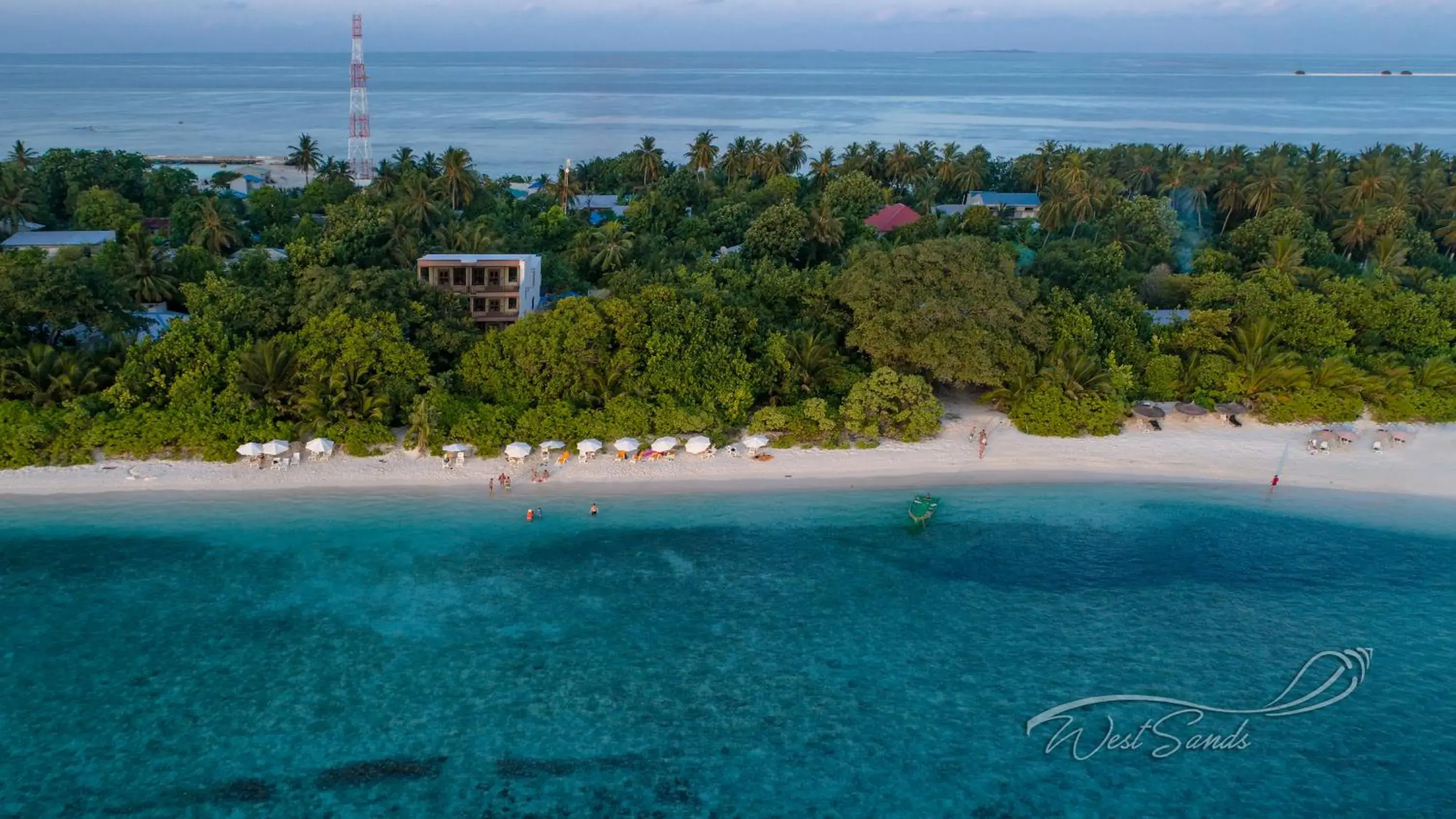 Facade/entrance in West Sands Facade/entrance in West Sands