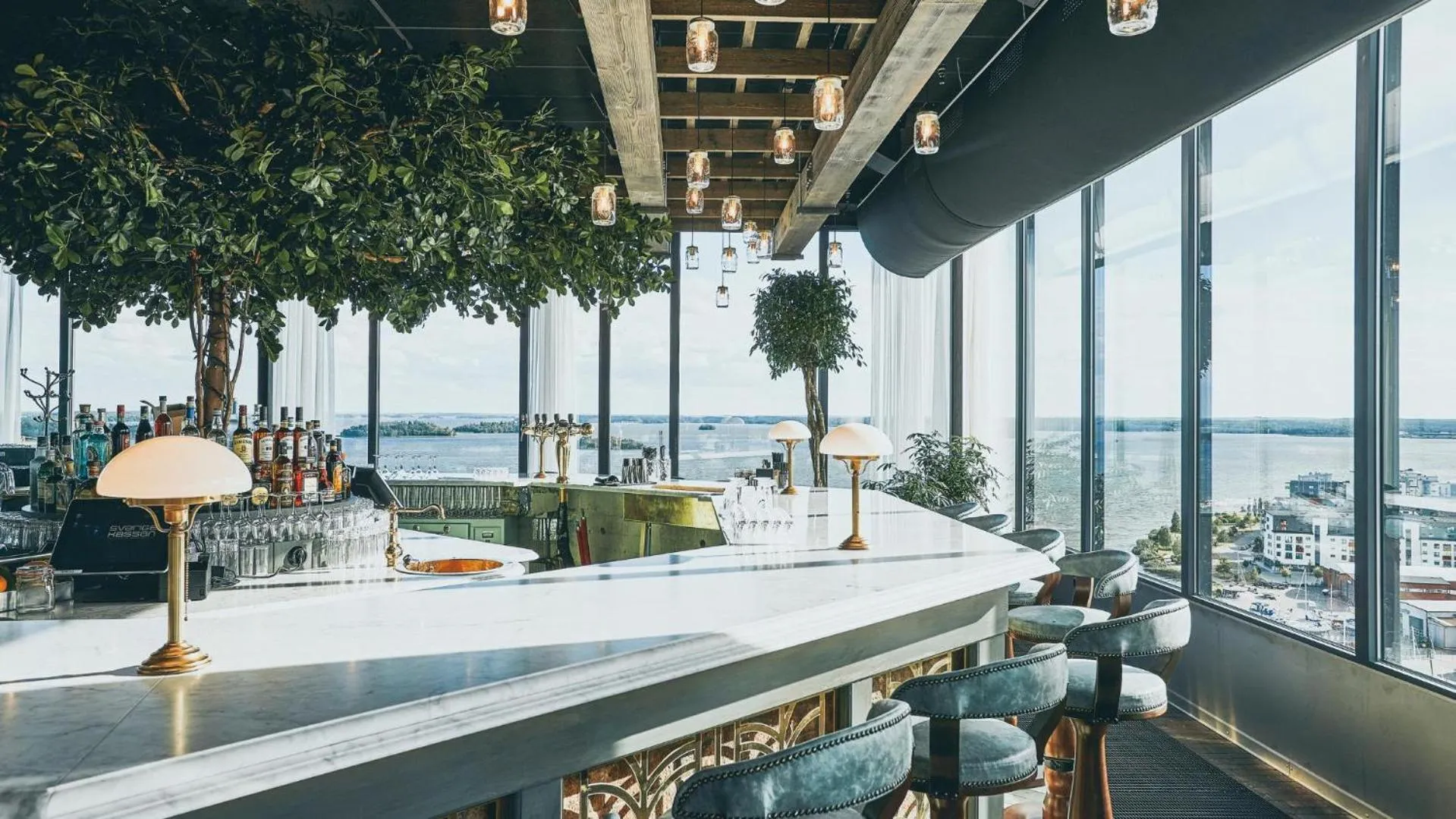 Lounge or bar in Steam Hotel